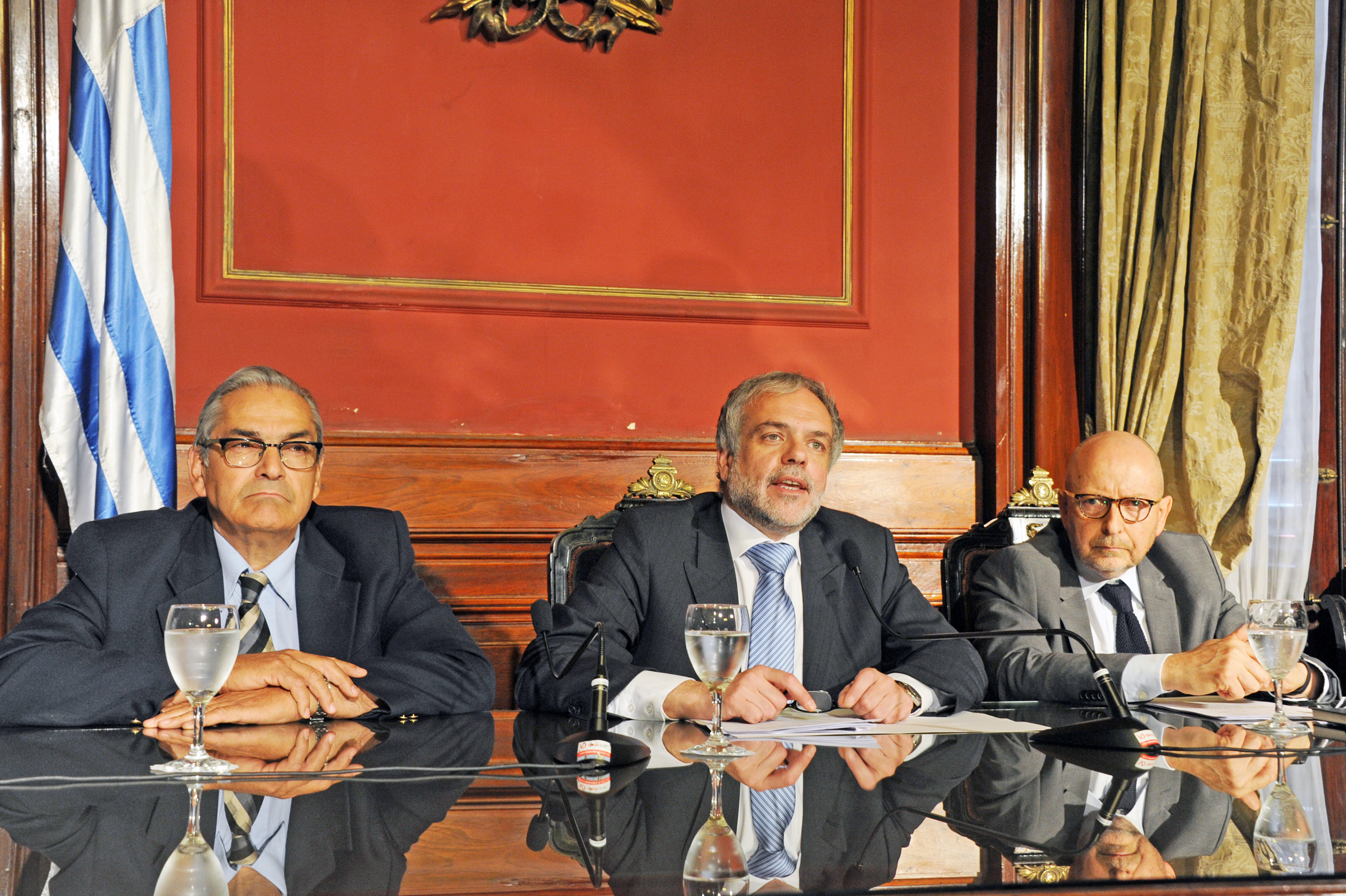 José Luis Cancela y Enzo Benech, Subsecretarios de Relaciones Exteriores y Ganadería, Agricultura y Pesca, respectivamente
