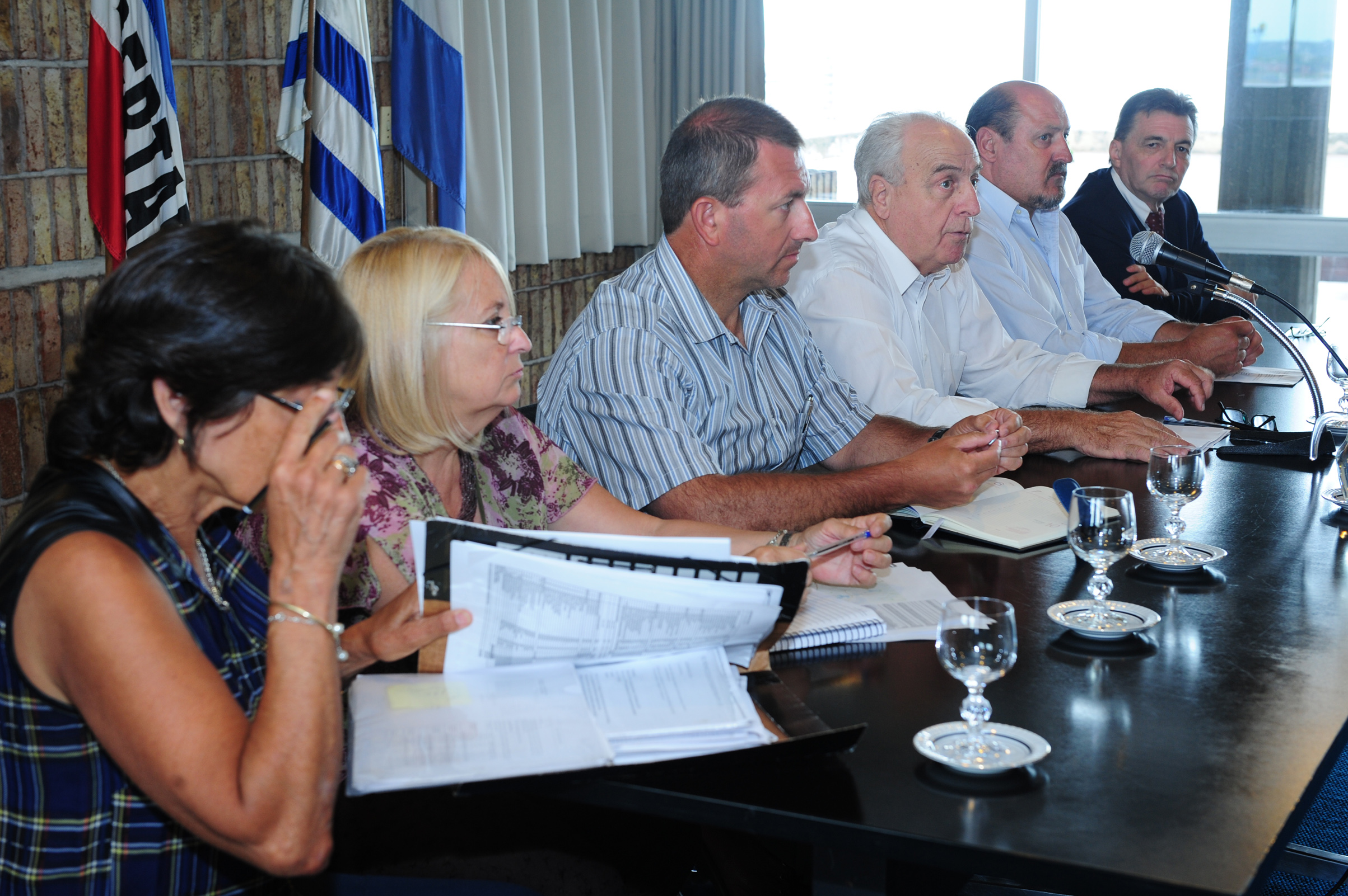El ministro Víctor Rossi presenta el llamado a licitación para rehabilitación de rutas