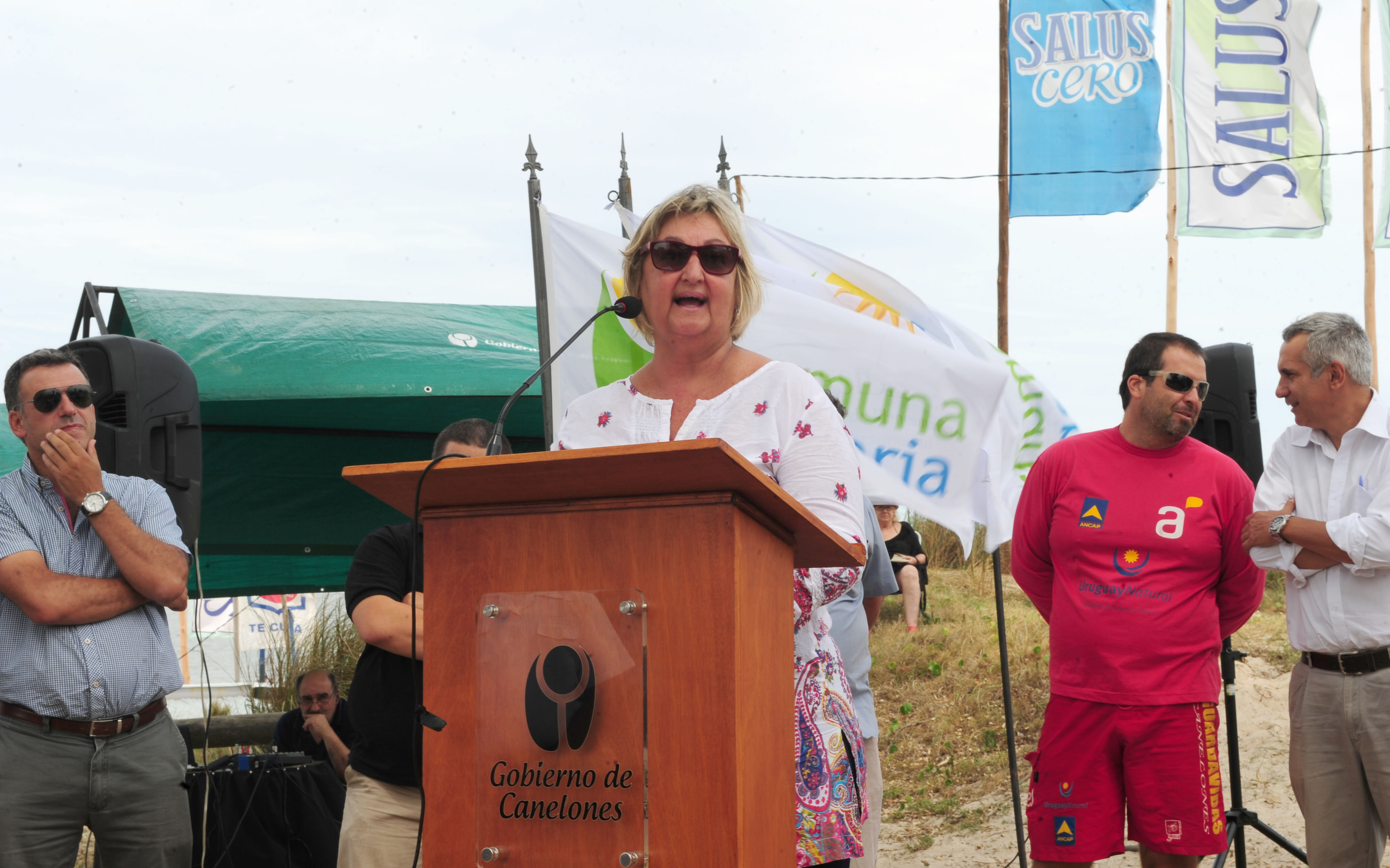 Ministra de Turismo, Liliam Kechichián dirigiéndose a los presentes