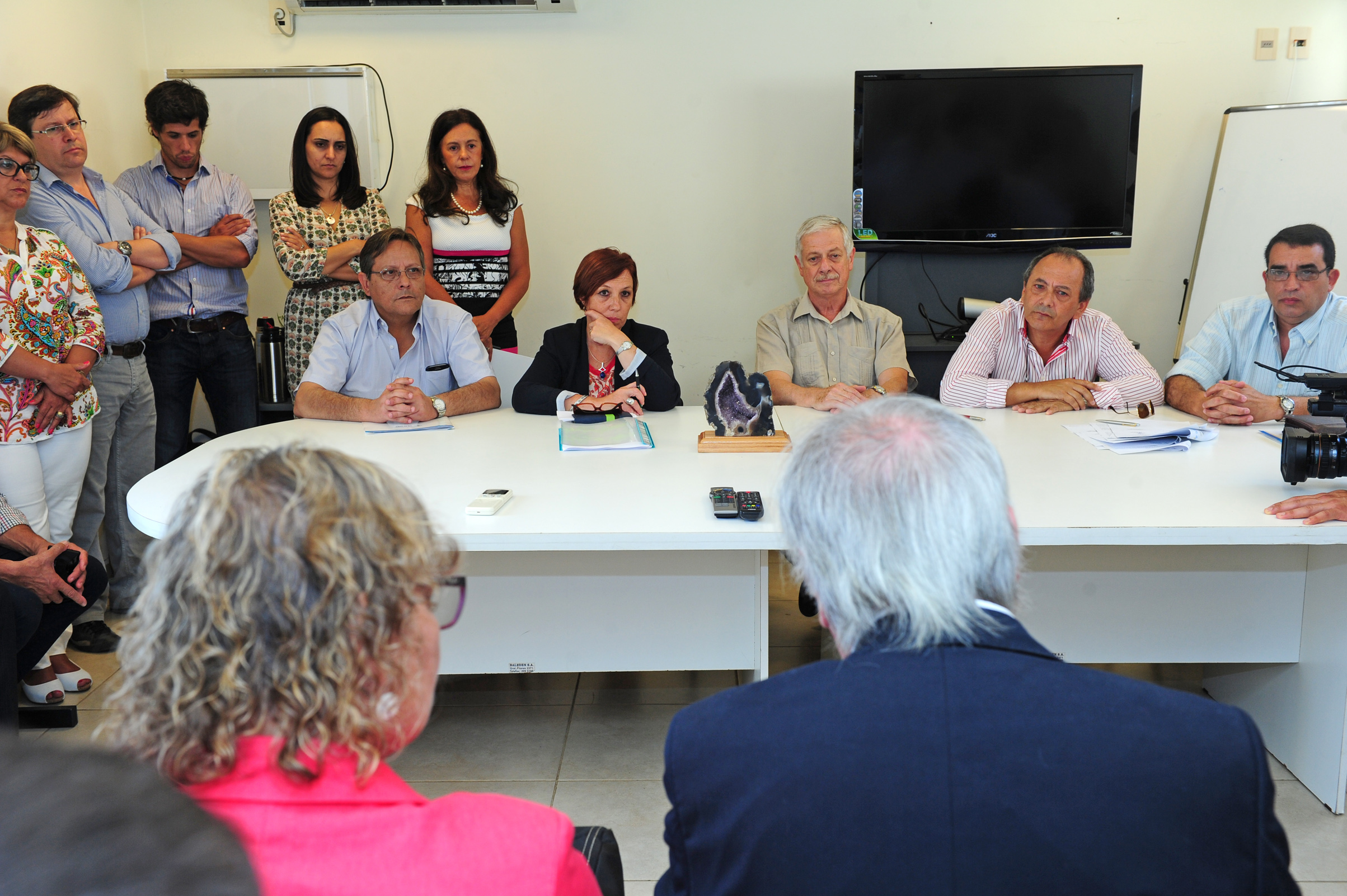 Jorge Basso y autoridades del Ministerio de Salud Pública realizaron una visita al Hospital de Artigas