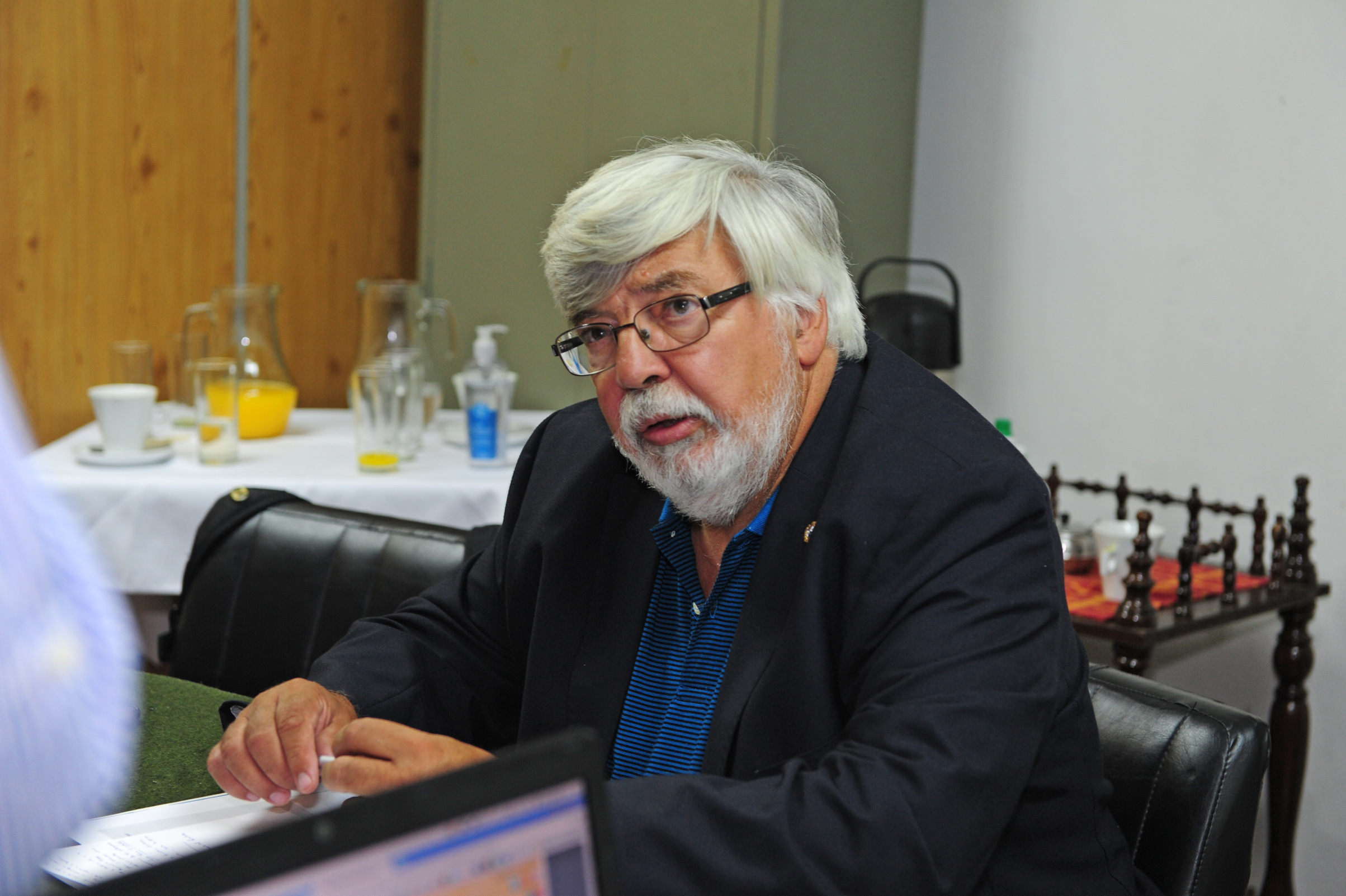 Eduardo Bonomi, junto a autoridades del Ministerio del Interior, brindaron diversas audiencias
