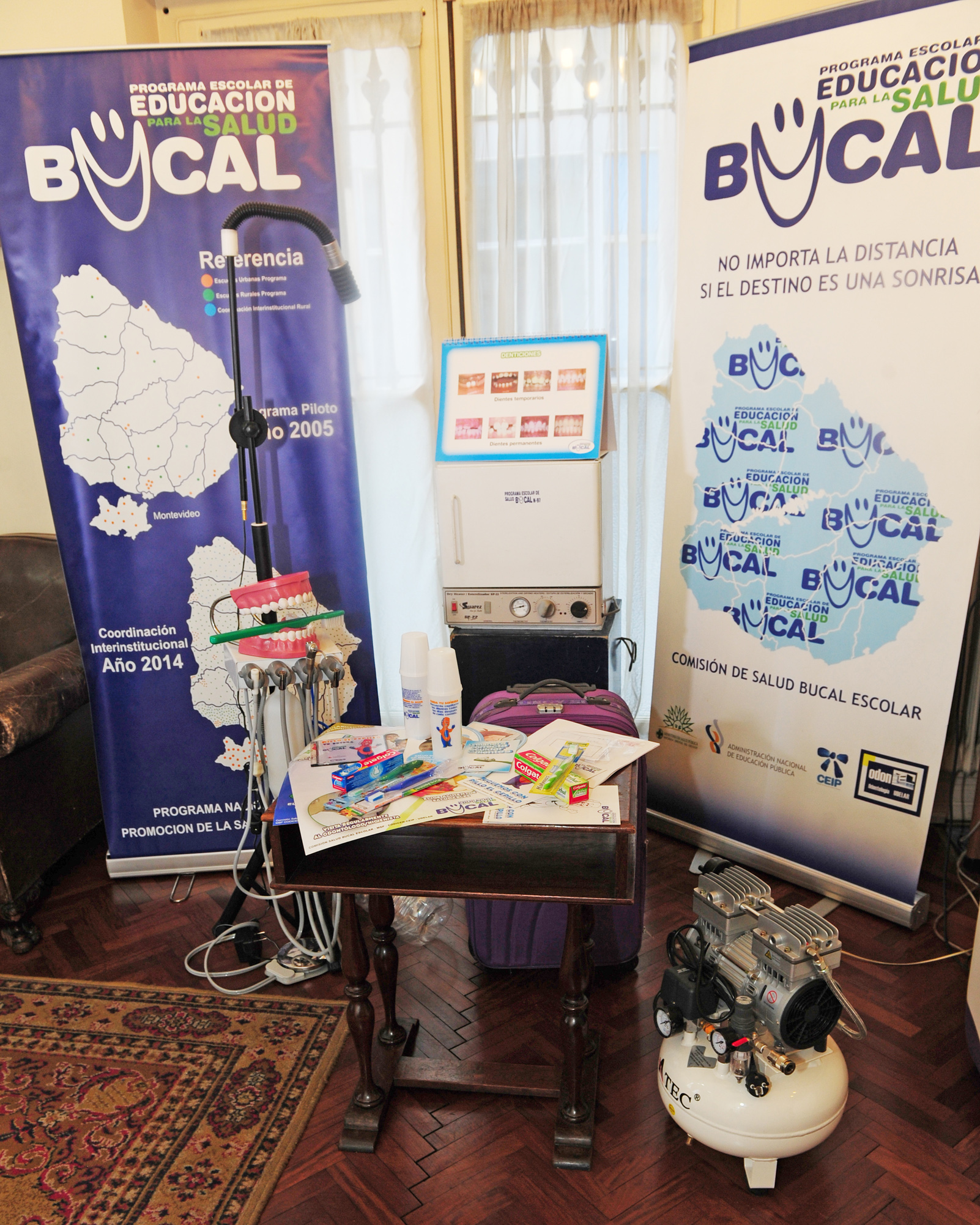 Primera entrega de materiales del Programa Salud Bucal