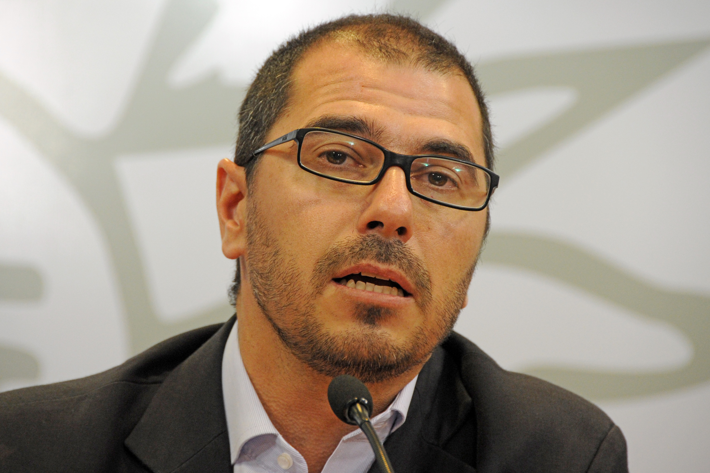 Prosecretario de la Presidencia de la República, y presidente de la Junta Nacional de Drogas, Juan Andrés Roballo, haciendo uso de la palabra