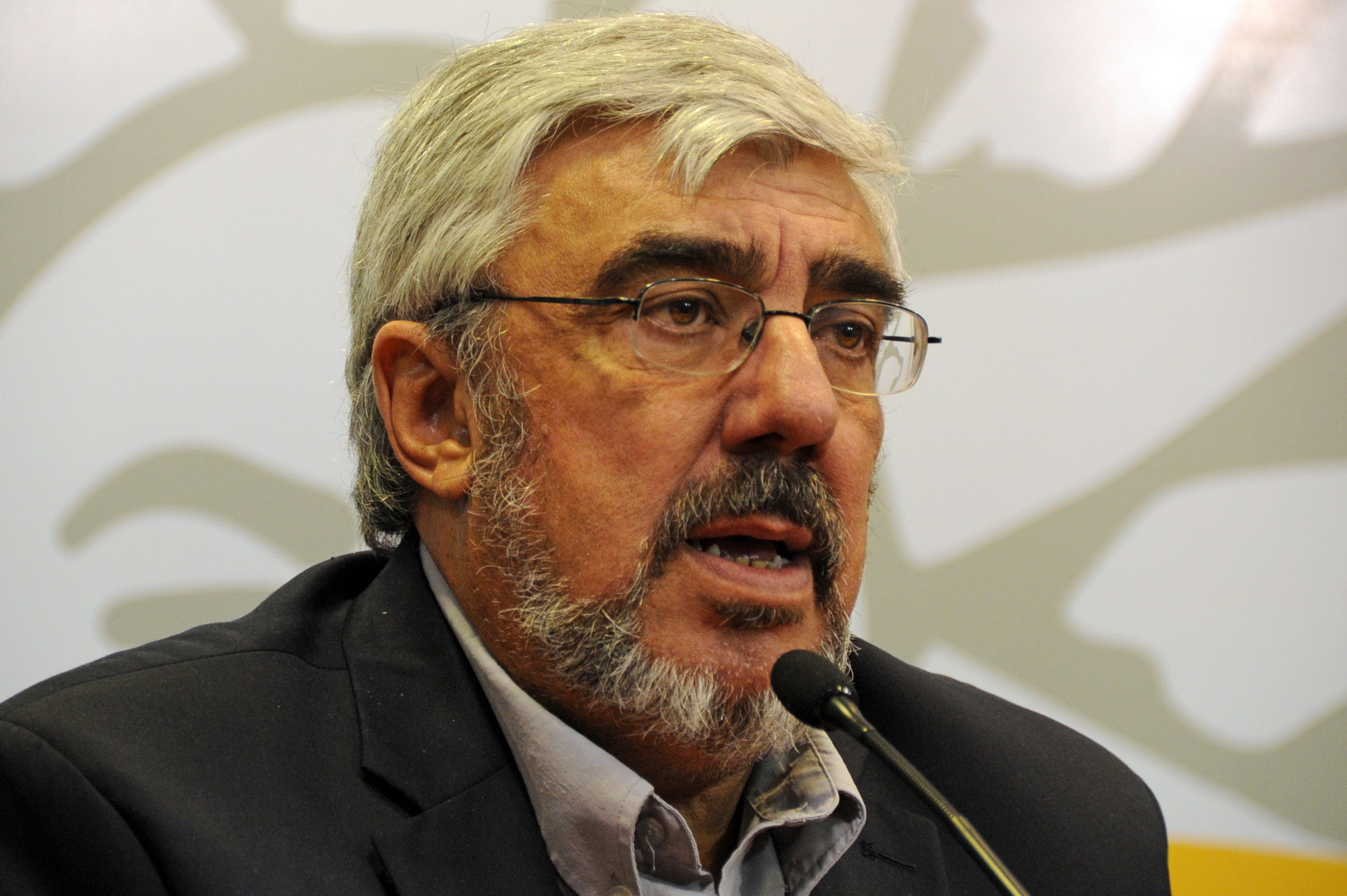 Secretario general de la JND, Milton Romani, dirigiéndose a los presentes
