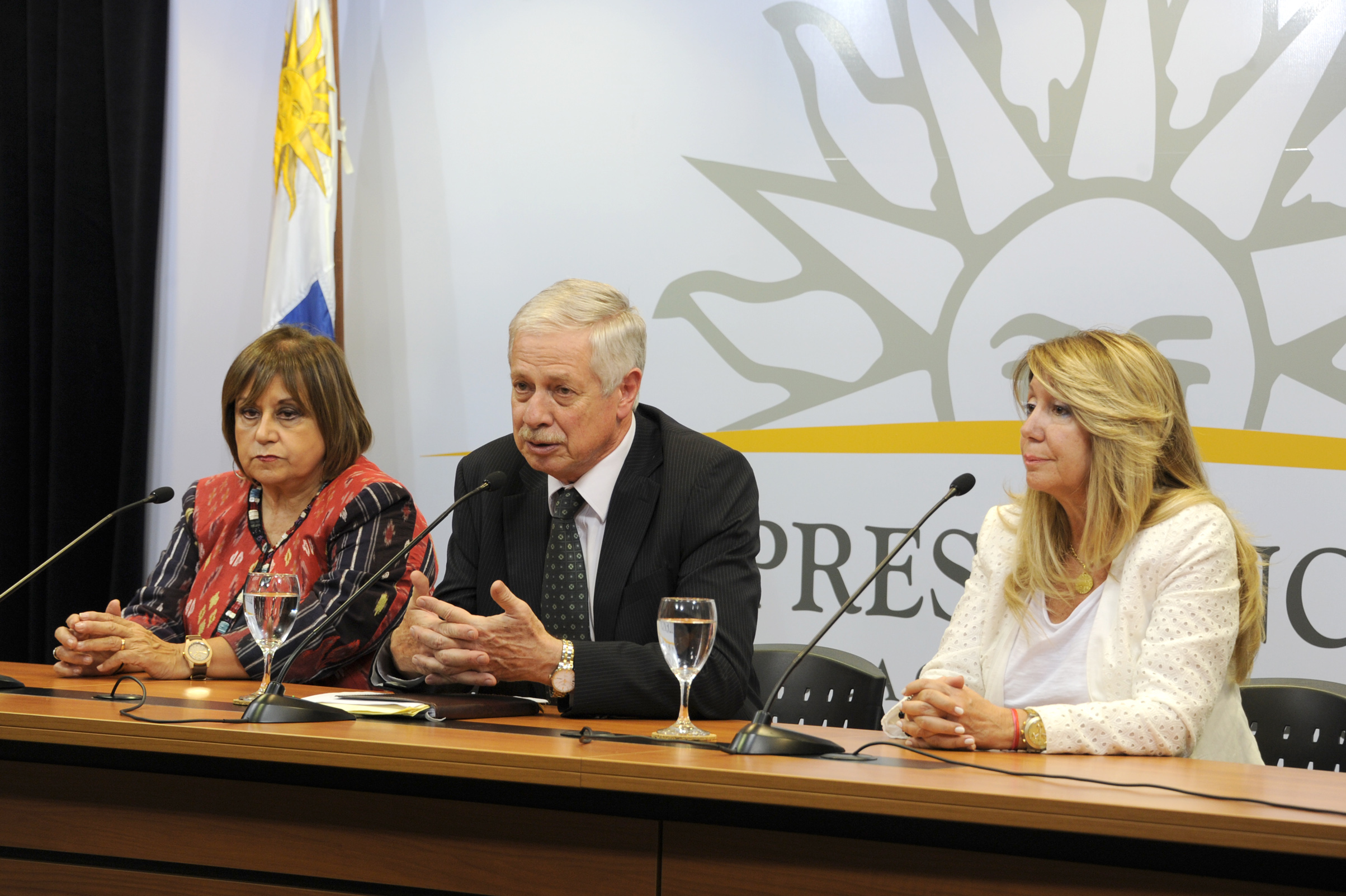 Ministro Jorge Basso, haciendo uso de la palabra