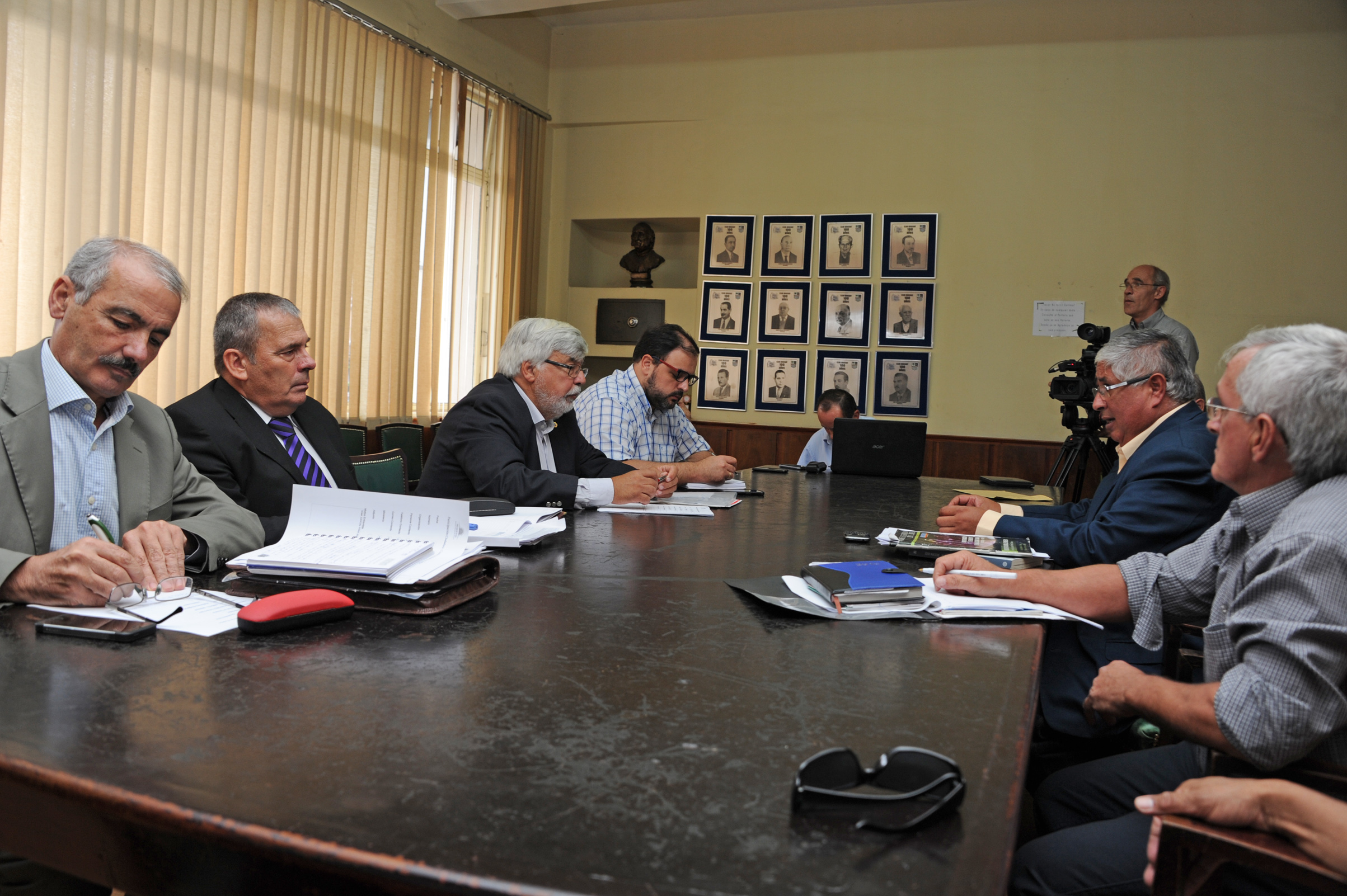 Eduardo Bonomi, junto a autoridades del Ministerio del Interior, brindaron diversas audiencias en Rivera