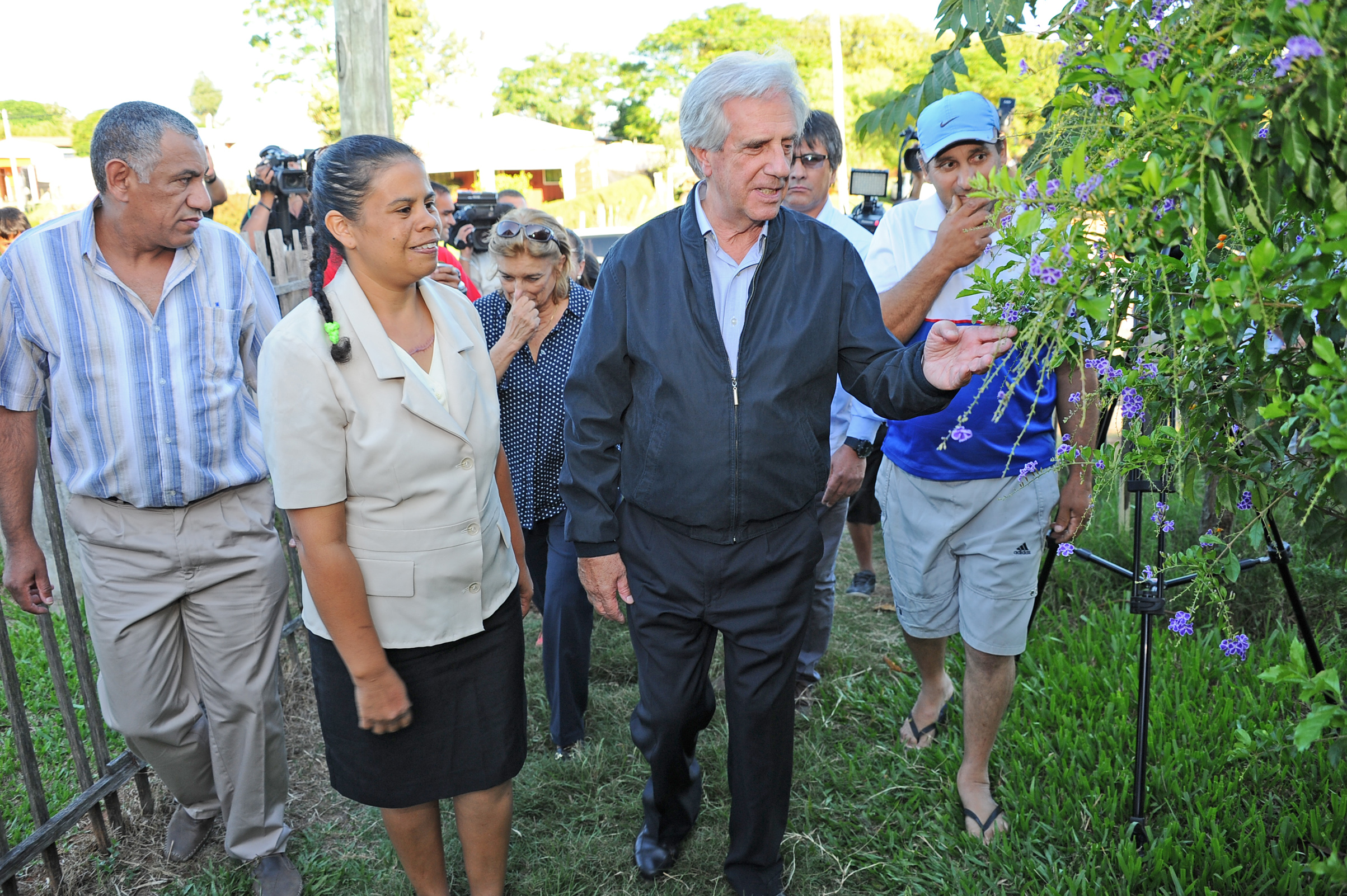 Vázquez visitó a familias realojadas por inundaciones en la ciudad de Rivera