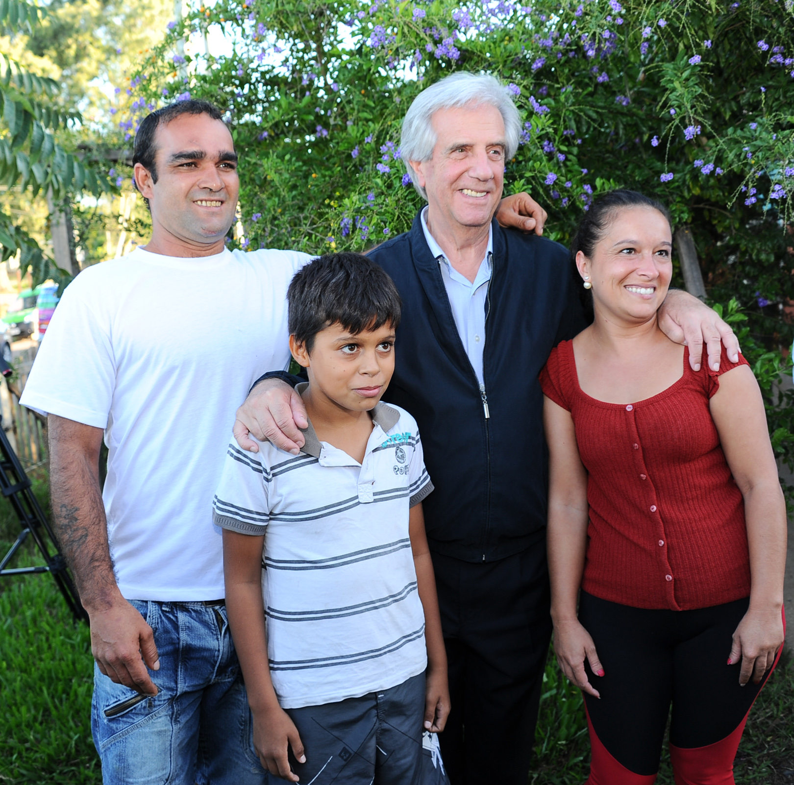 Vázquez visitó a familias realojadas por inundaciones en la ciudad de Rivera