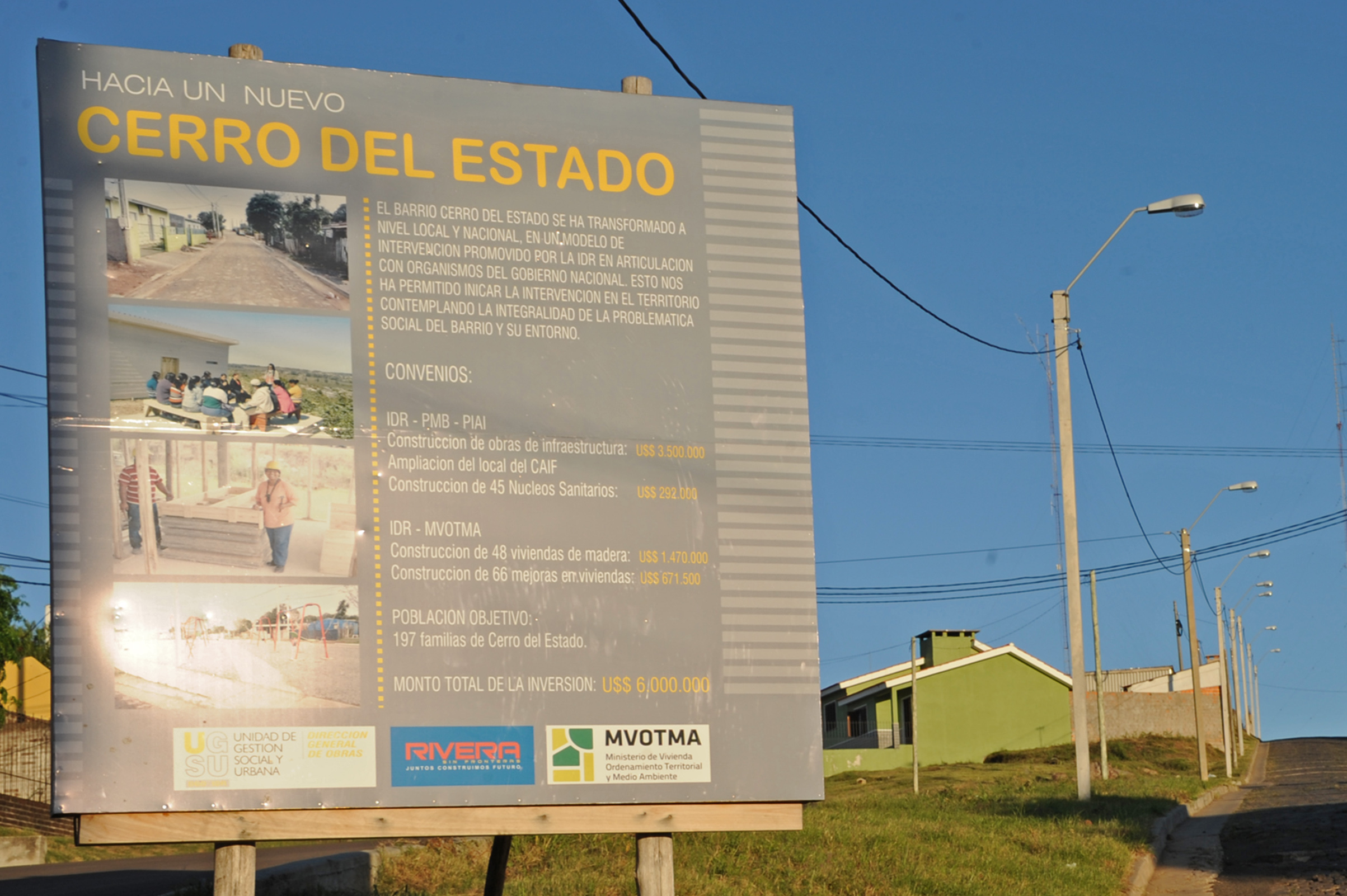 Presidente Tabaré Vázquez visita el barrio Cerro del Estado