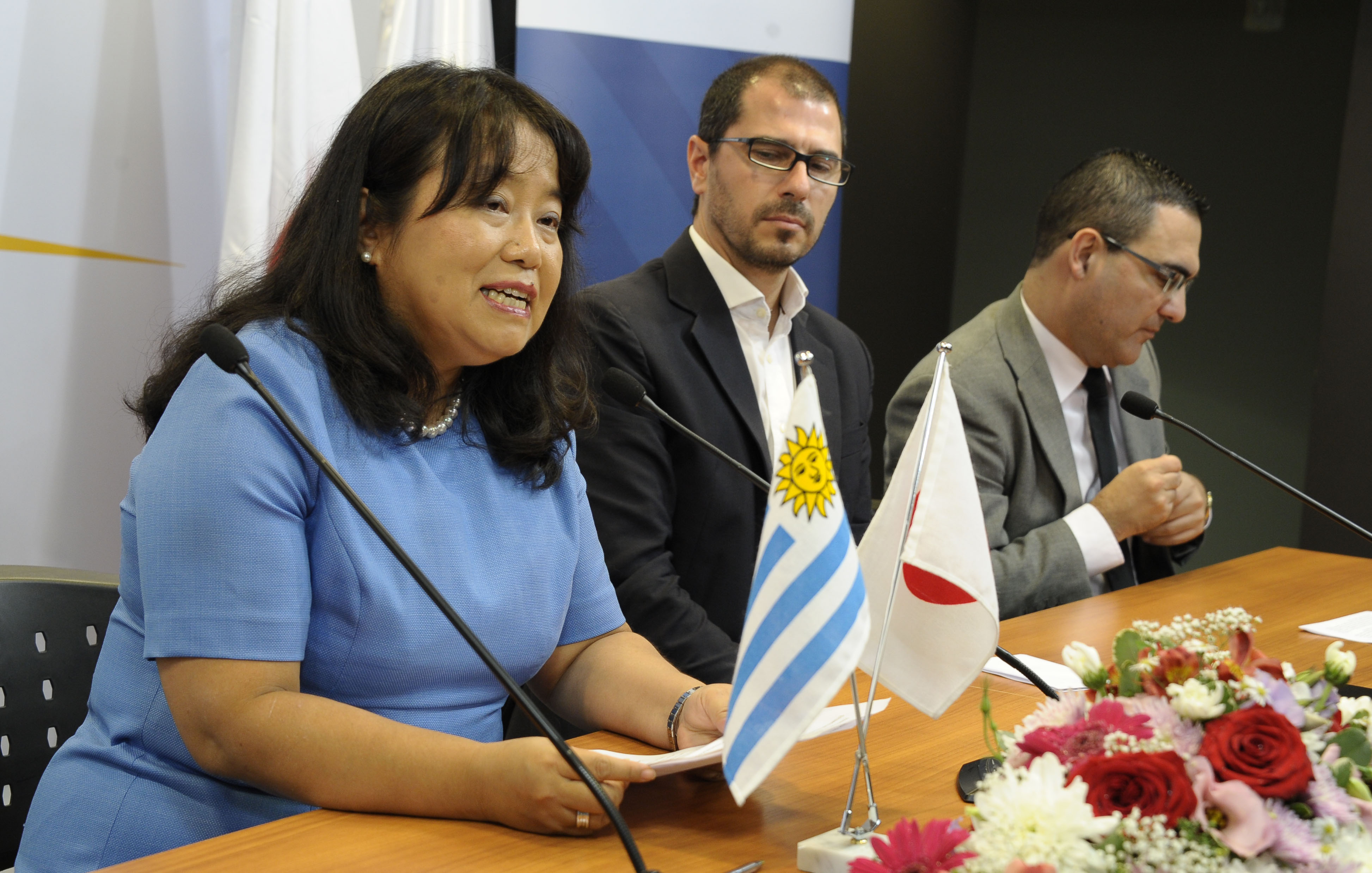 Japón donó a Uruguay 143 mil dólares en vehículos