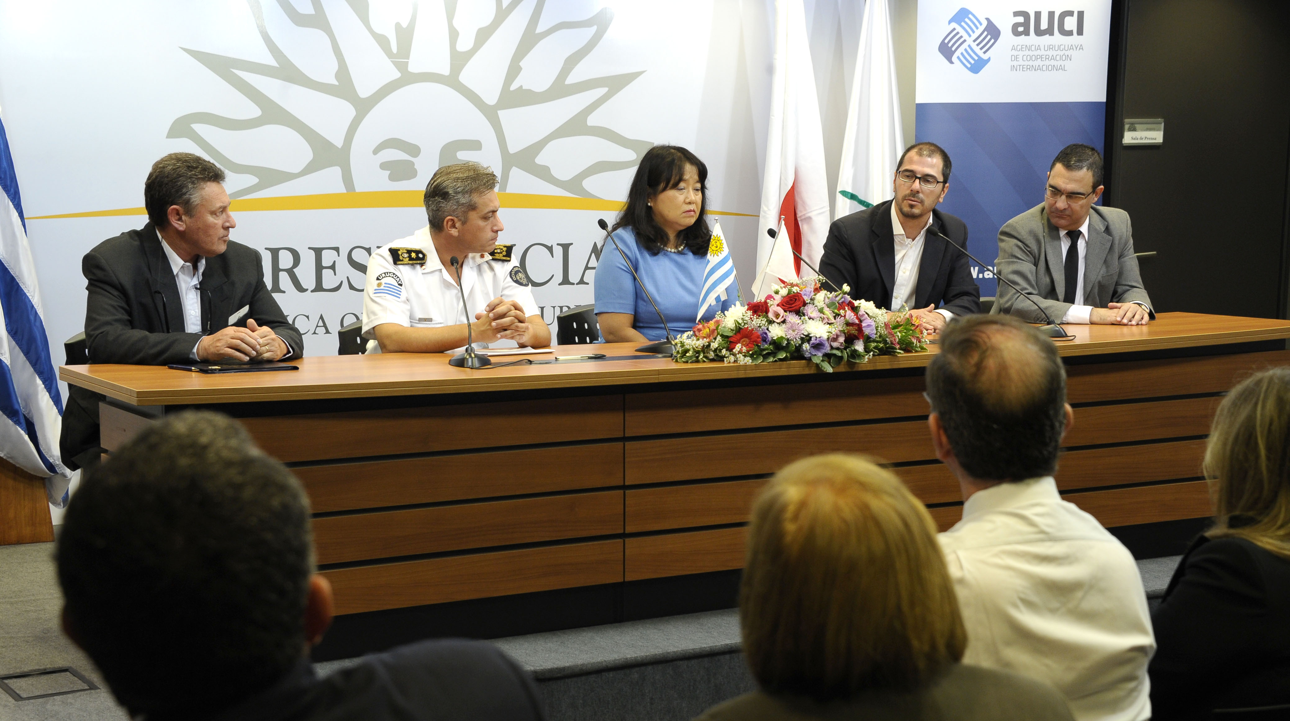 Japón donó a Uruguay 143 mil dólares en vehículos