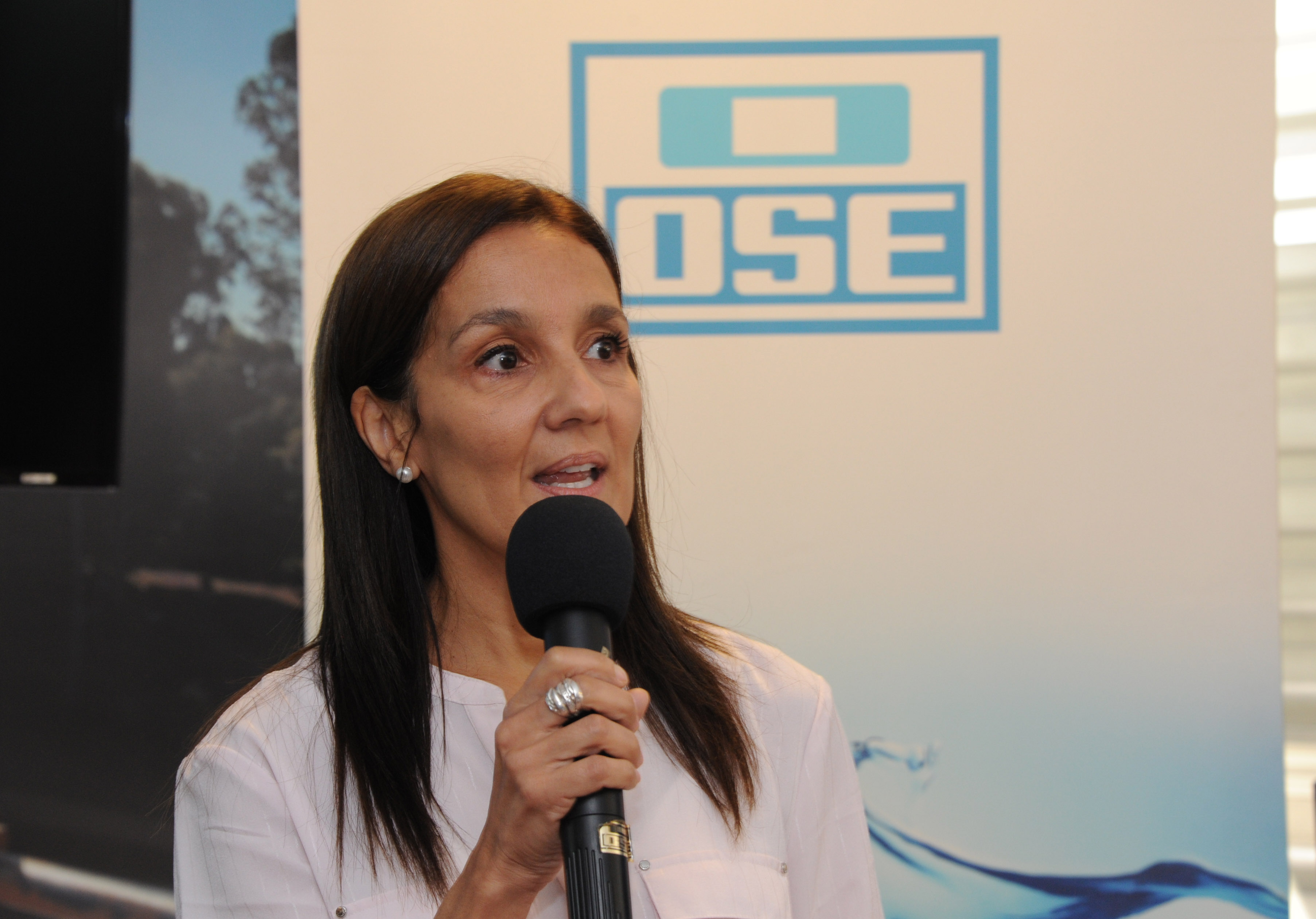 Encargada del Programa de Abastecimiento de Agua Potable a Escuelas y Localidades Rurales, Karina Azuriz