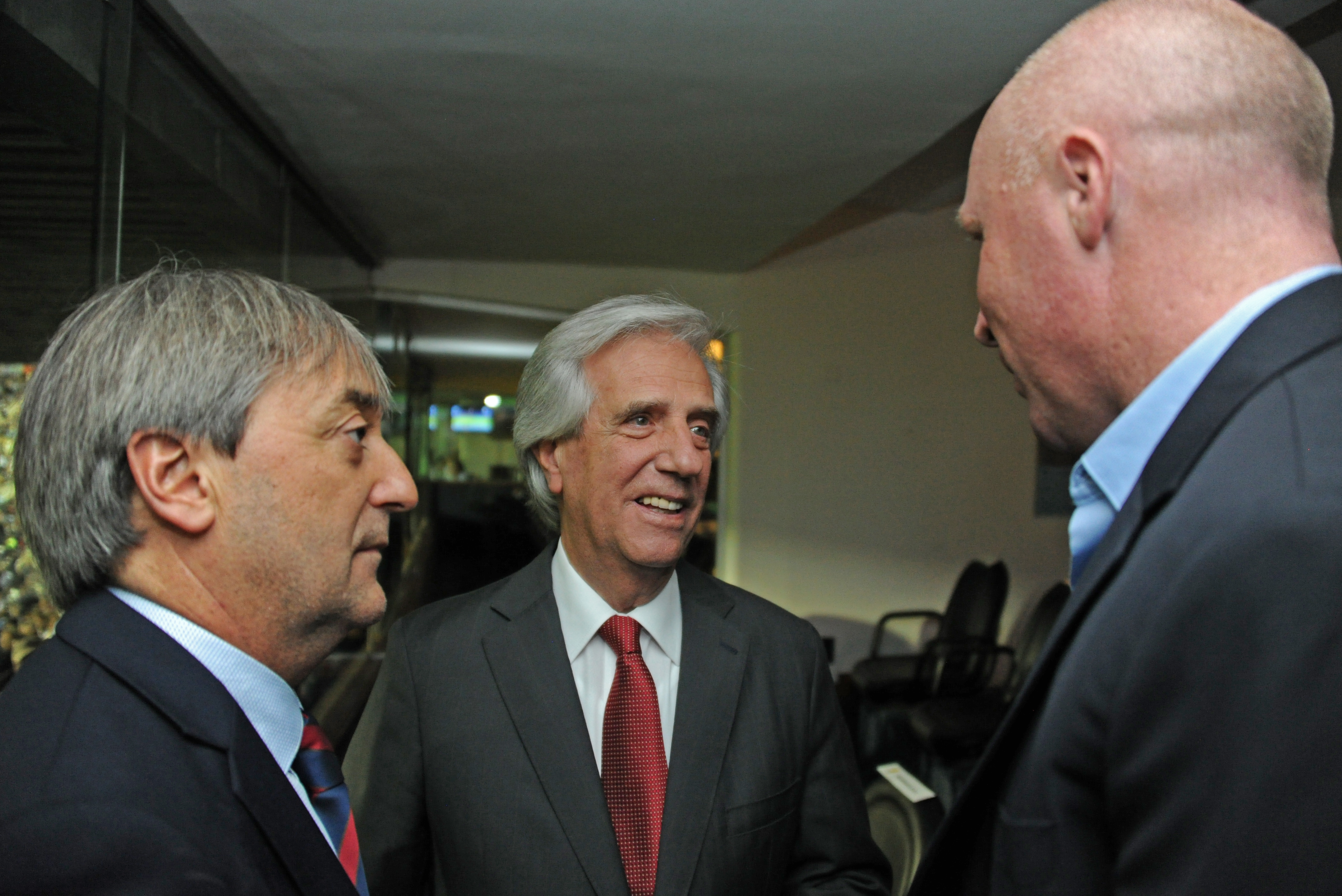 Presidente Tabaré Vázquez junto a Fernando Cáceres, Secretario Nacional de Deportes