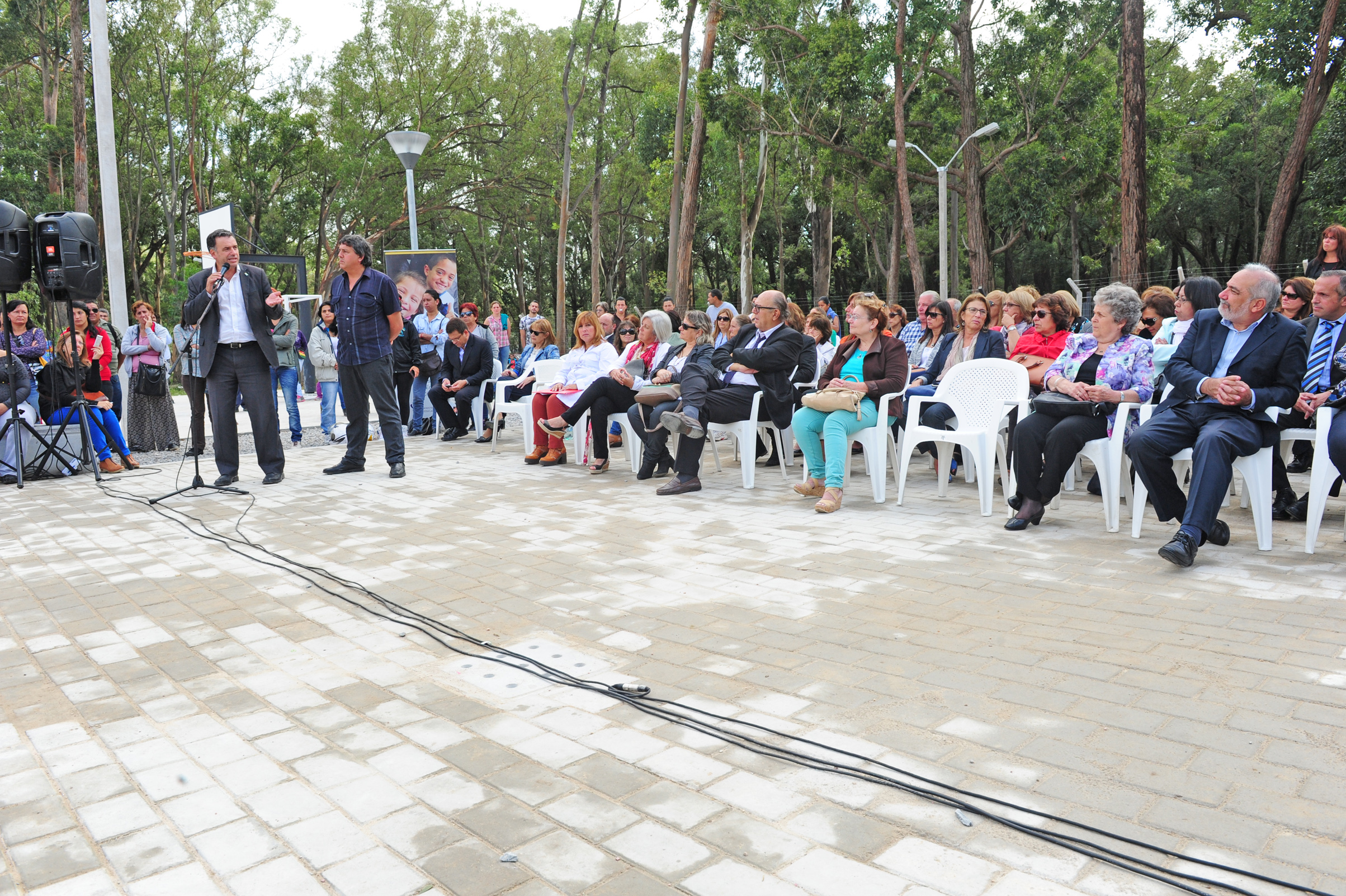 Acto en escuela N° 230