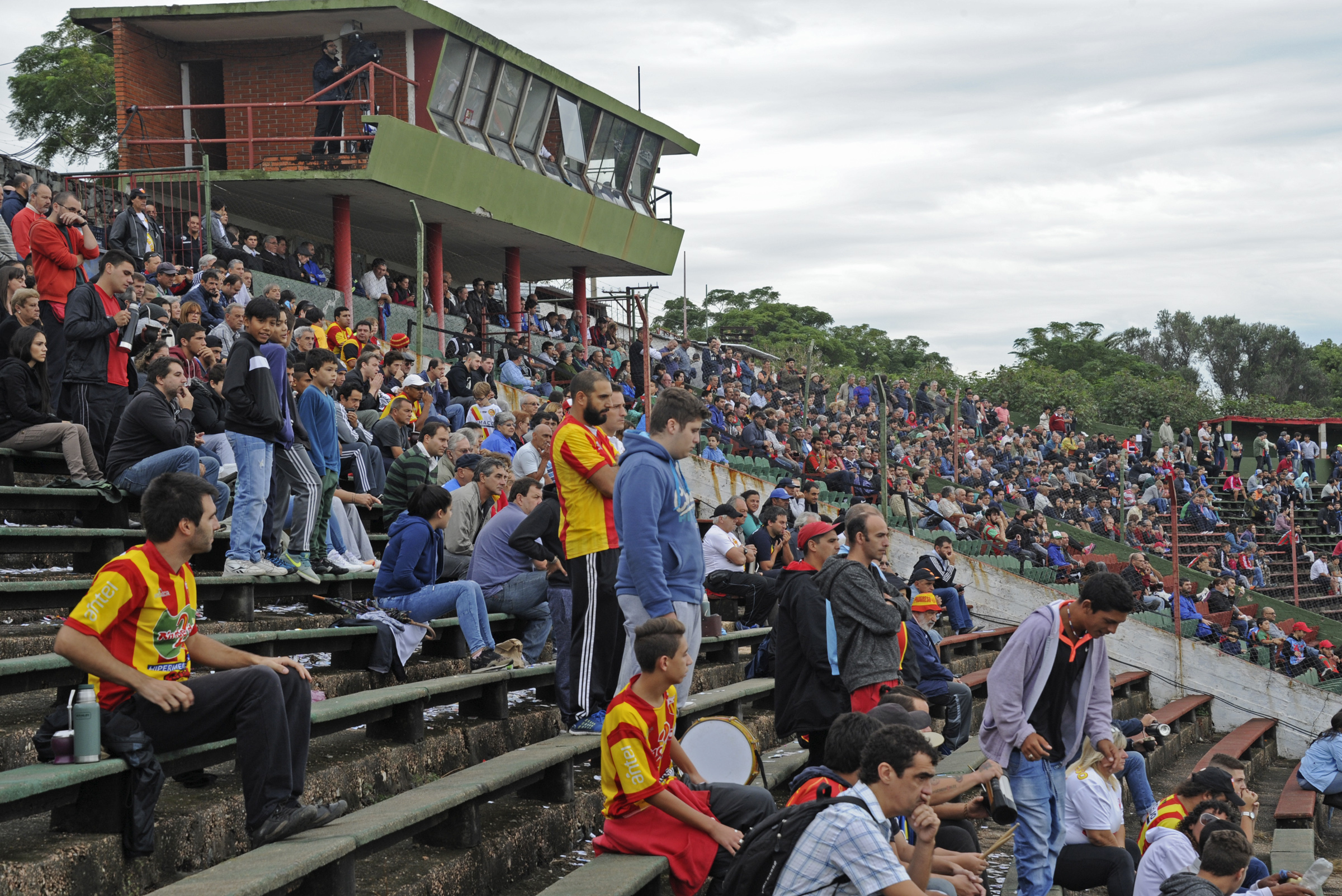 Parciales en la tribuna