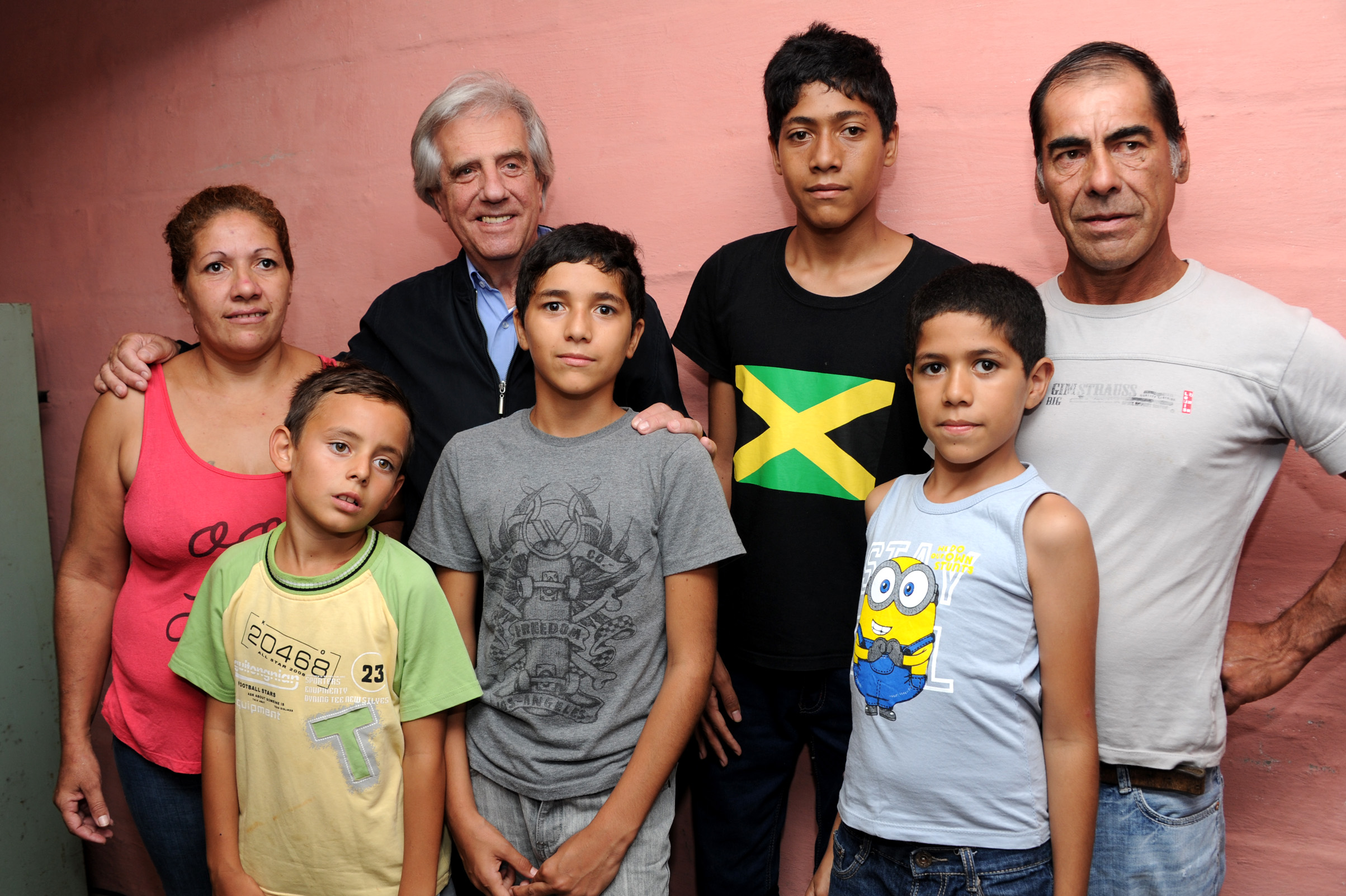 Tabaré Vázquez junto a los anfitriones