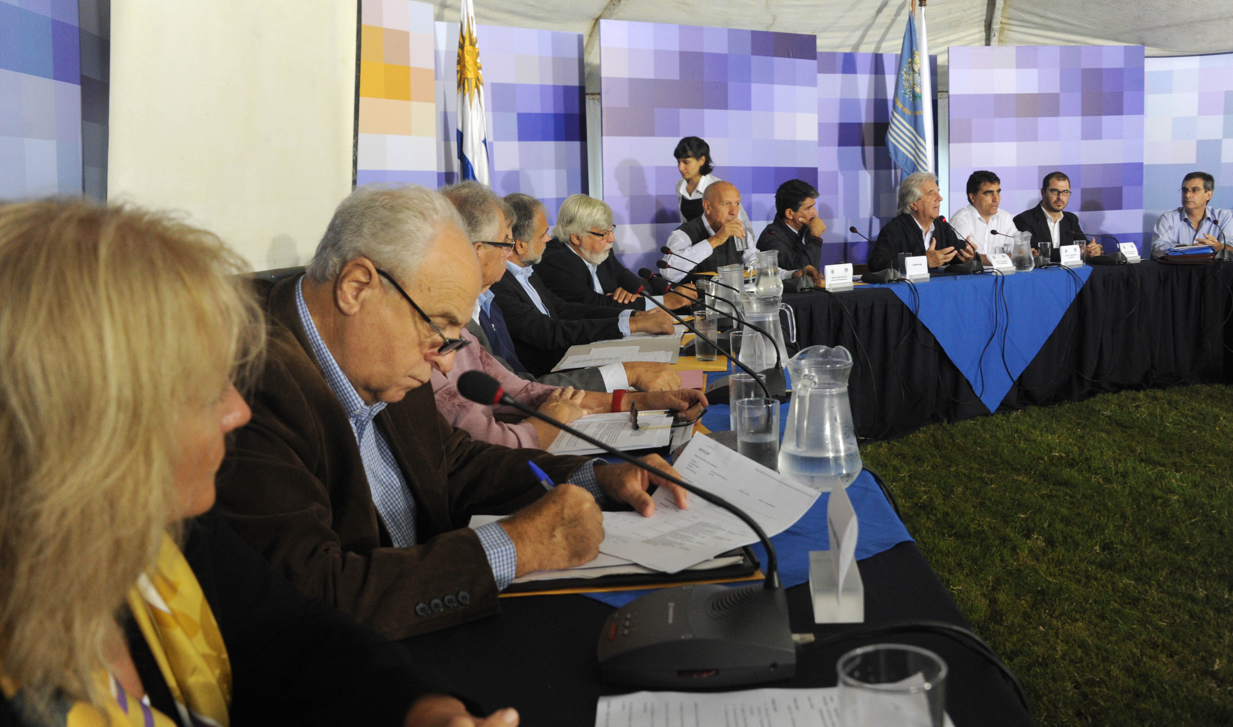 Sesión del Consejo de Ministros en Salto