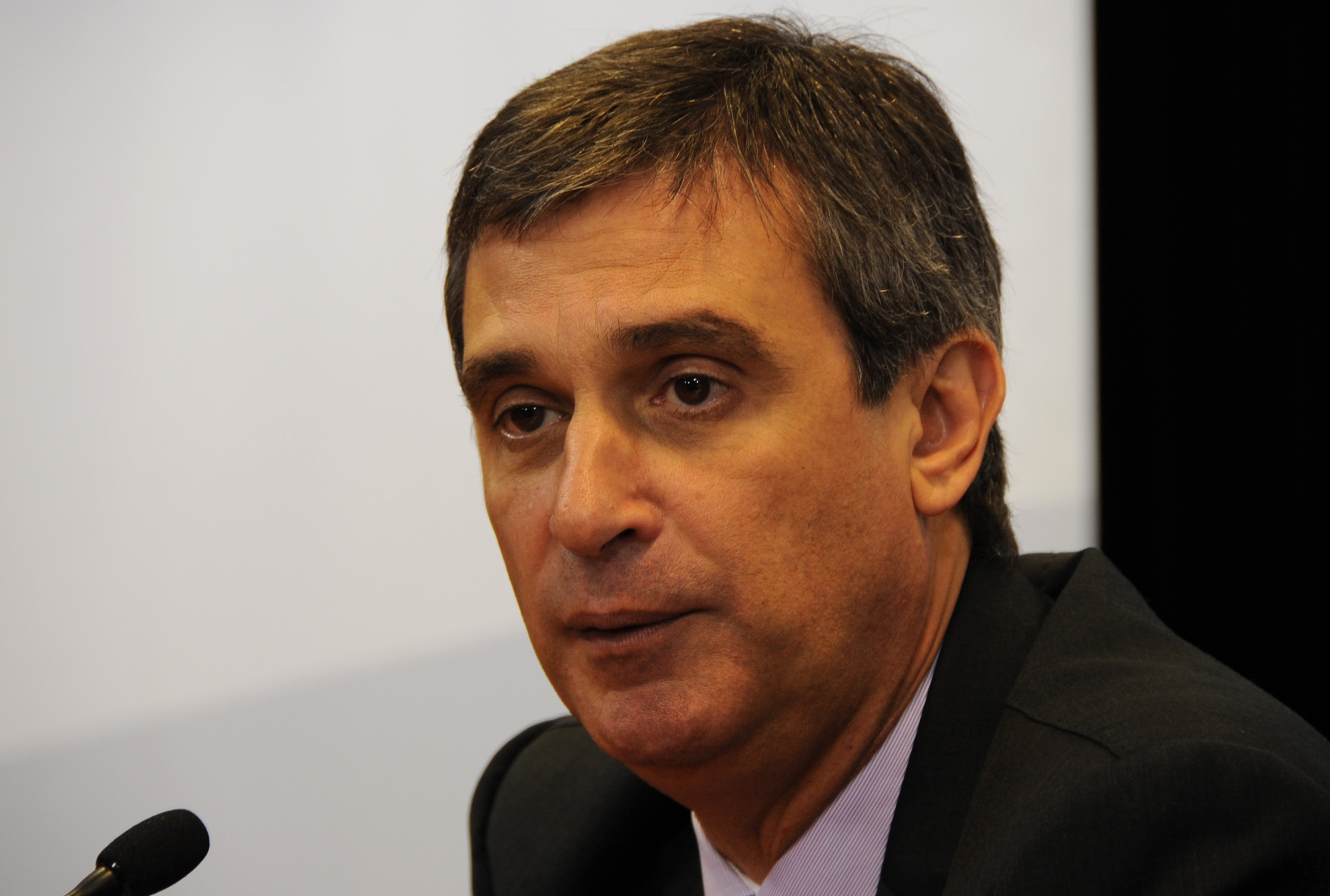 Director de la Oficina de Planeamiento y Presupuesto, Álvaro García