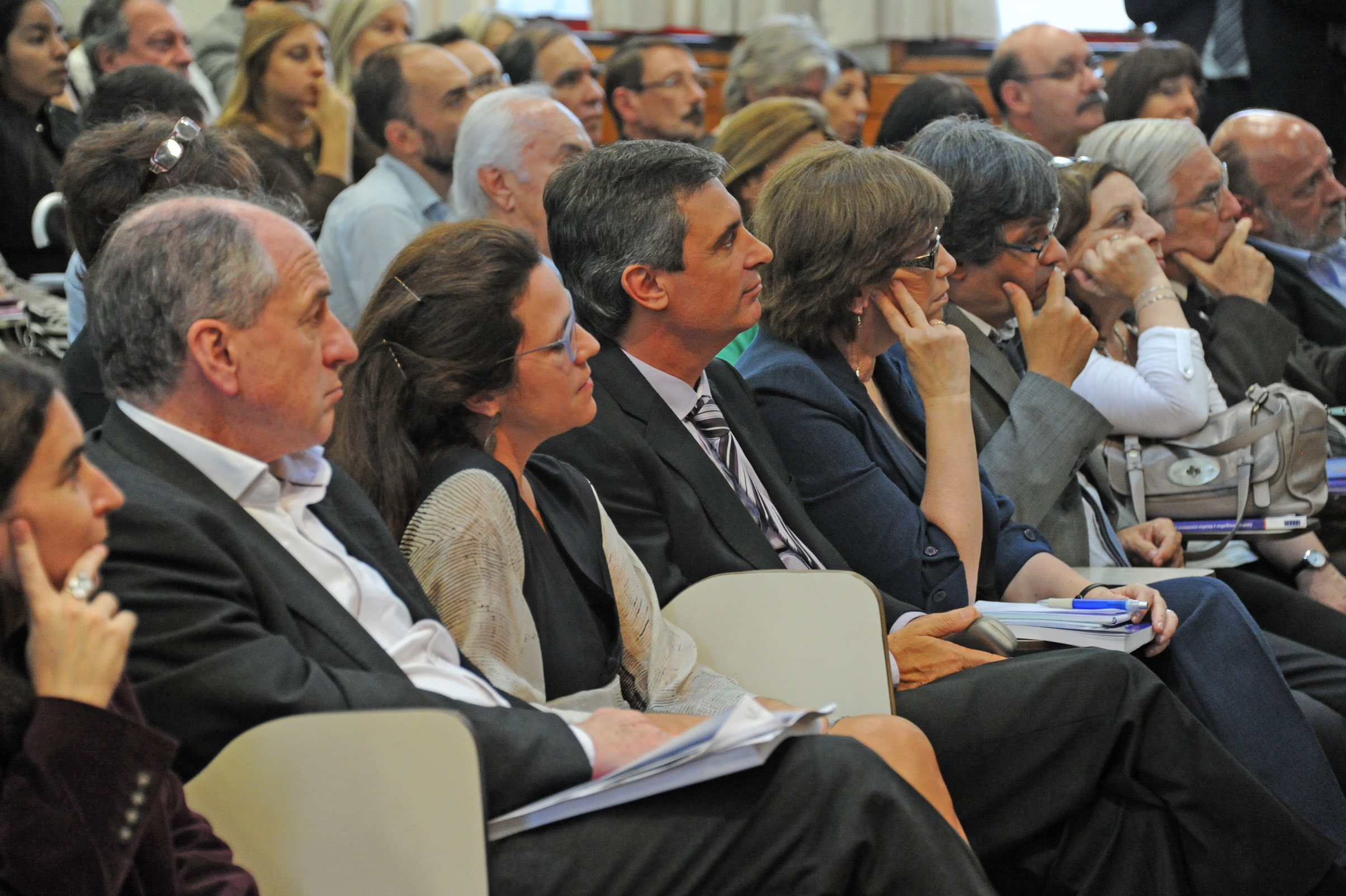 Presentación de informe sobre cambio demográfico