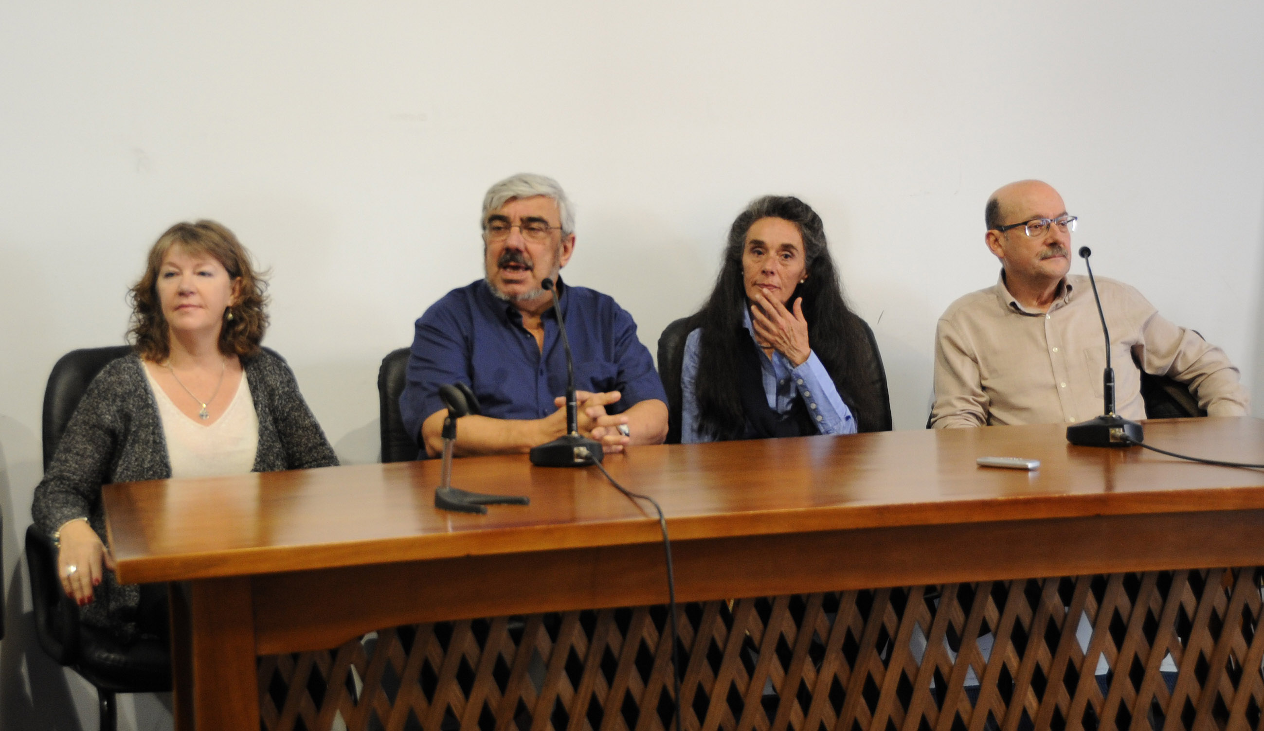 El secretario general de la JND, Milton Romani exponiendo a los presentes