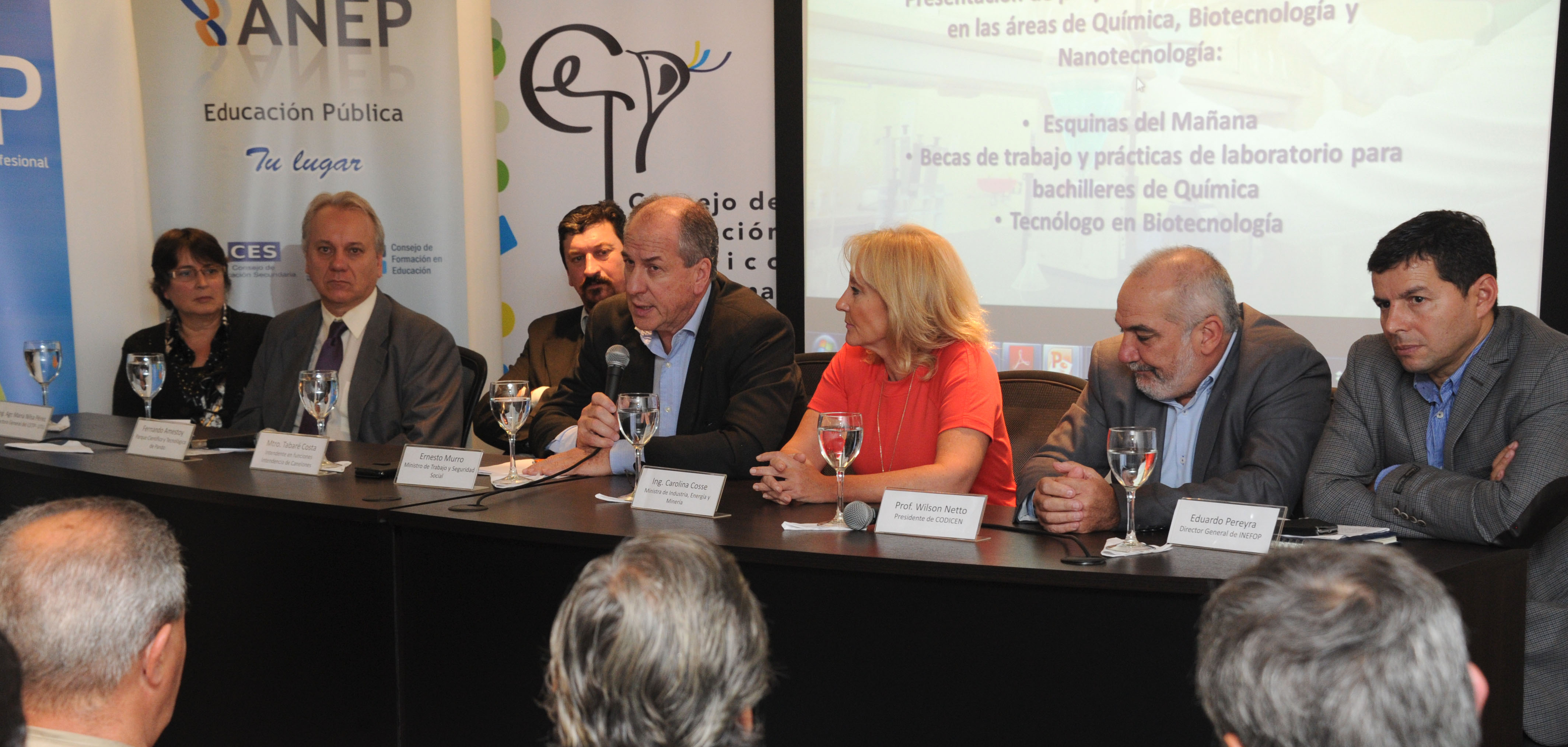 Trabajo y Seguridad Social, Ernesto Murro dirigiéndose a los presentes