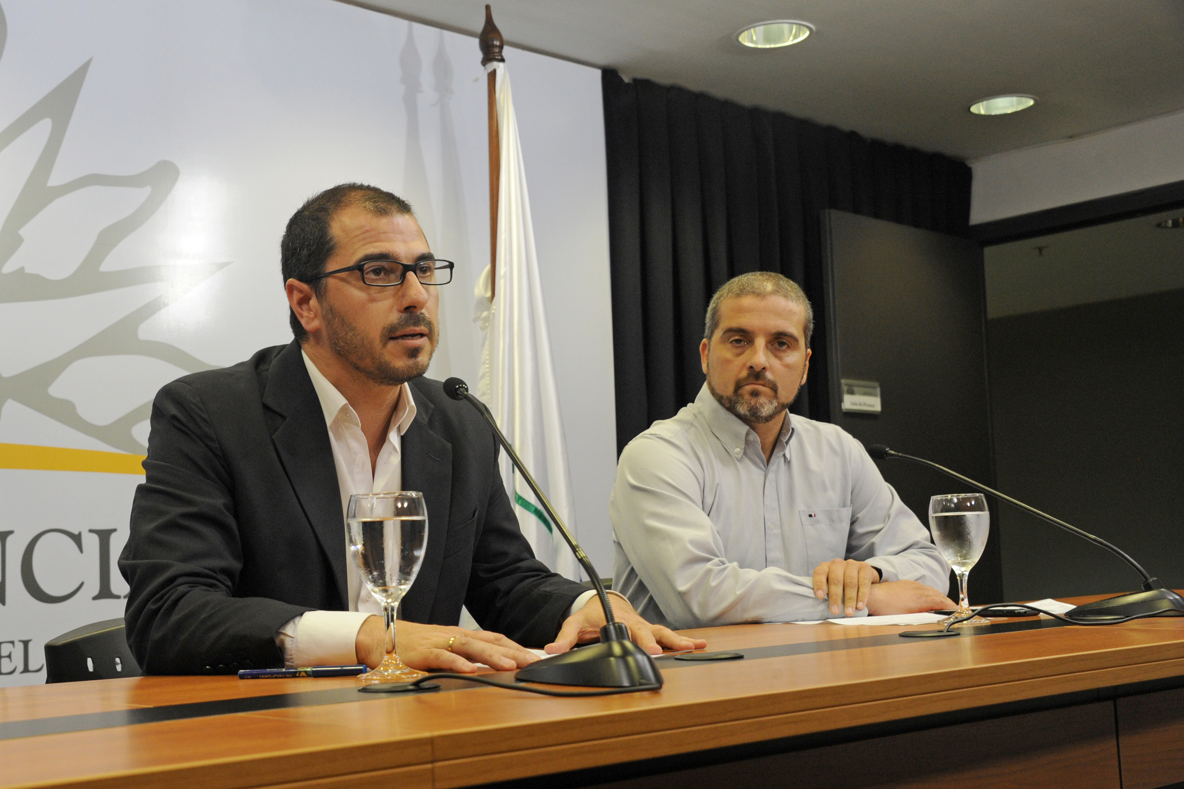 Prosecretario Juan Andrés Roballo, haciendo uso de la palabra