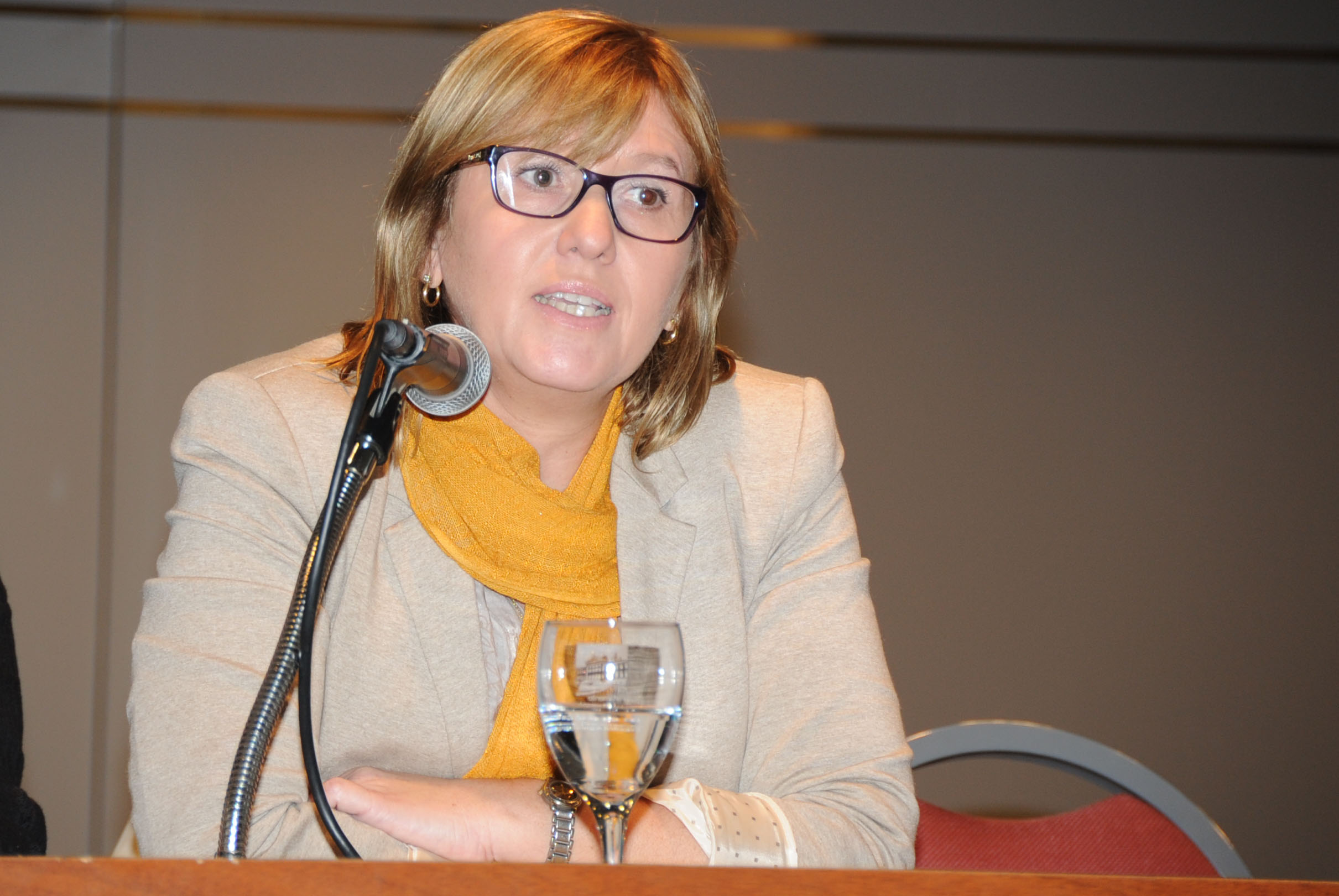 Subsecretaria del Ministerio de Salud, Cristina Lustemberg