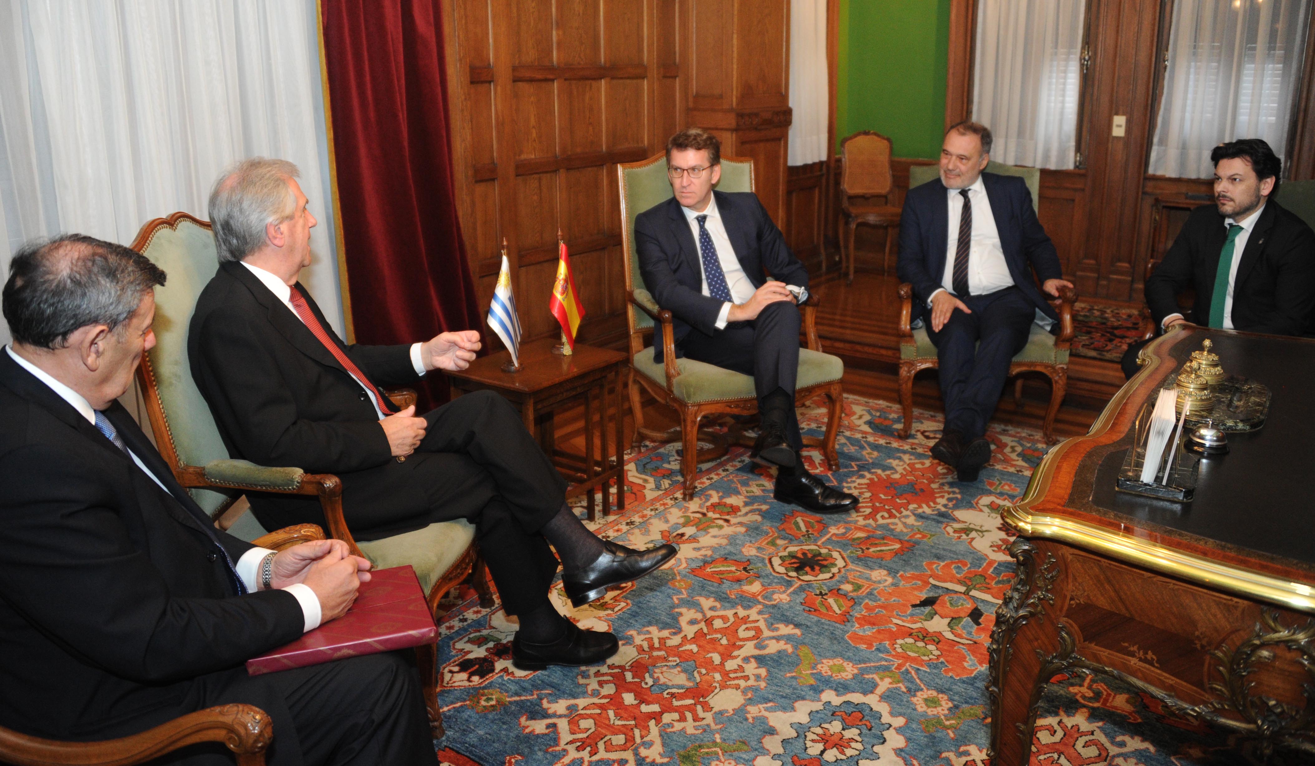 Reunión entre Vázquez y Núñez