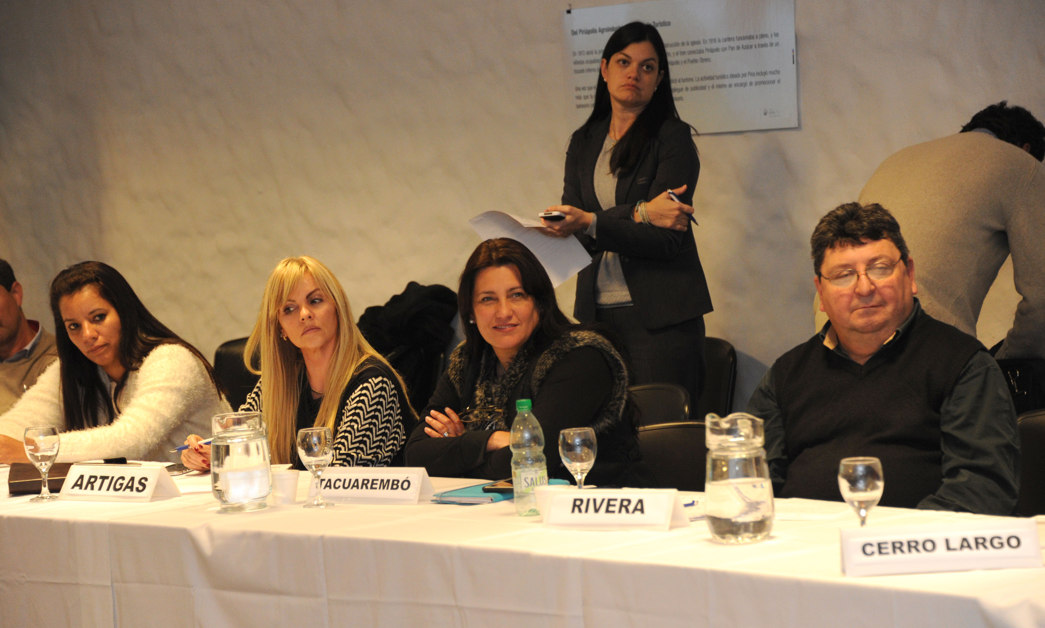 Reunión del ministerio de Turismo y los directores de Turismo departamentales