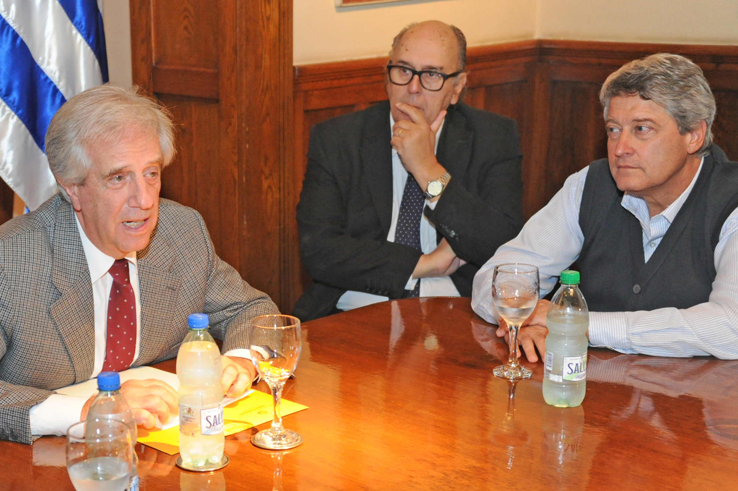 Presidente de la República Tabaré Vázquez recibió a integrantes de la bancada del Frente Amplio