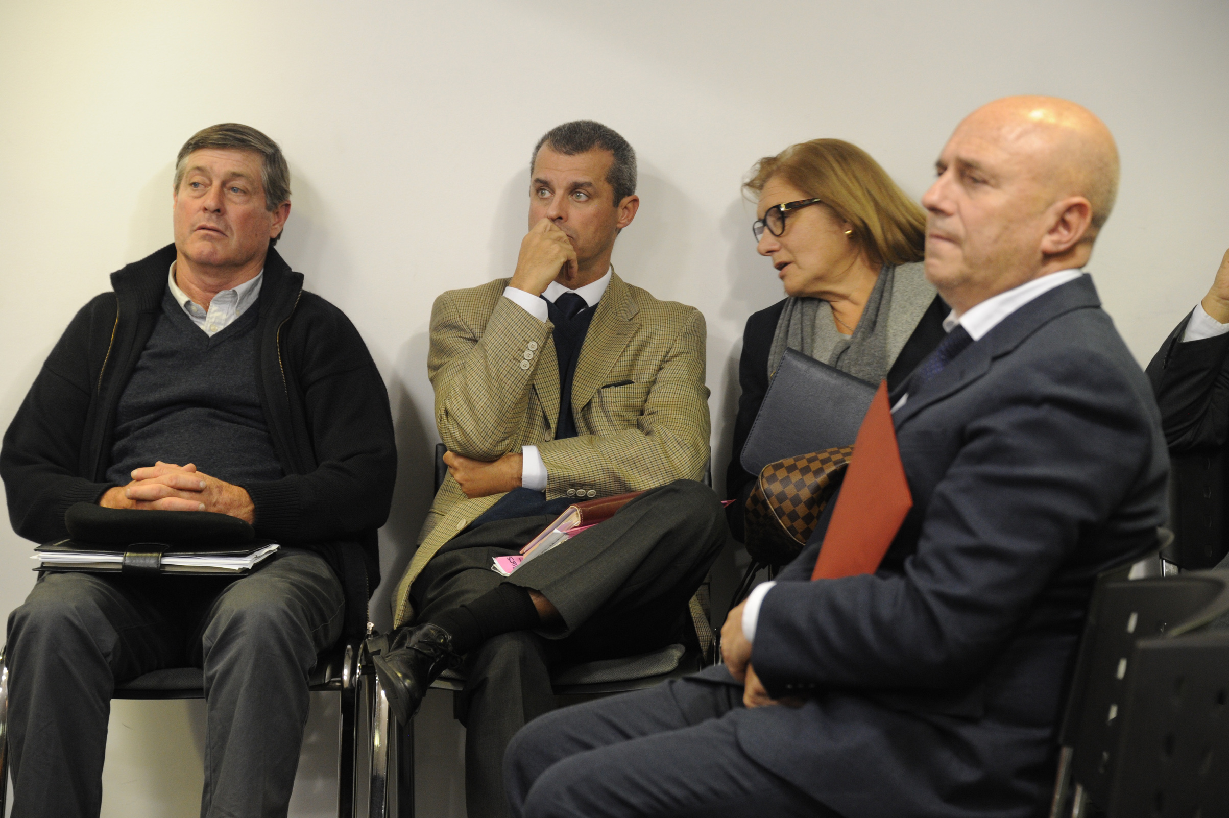 Representantes de los partidos políticos durante la conferencia