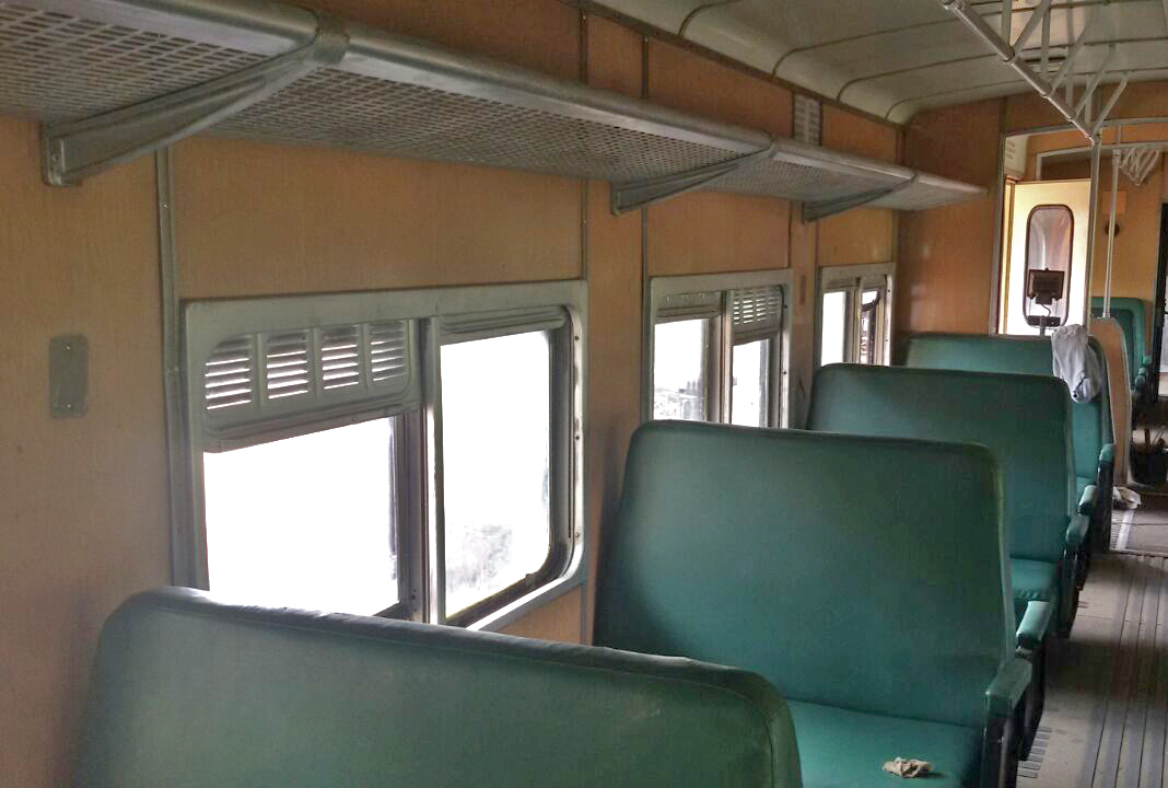 Interior de los vagones de AFE después de la restauración