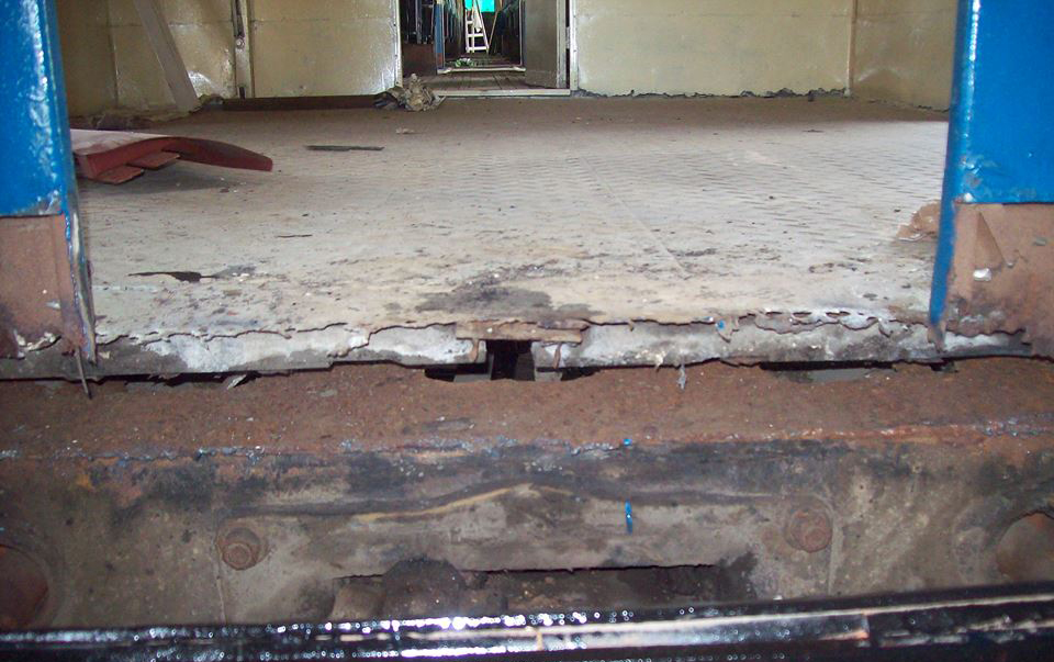 Vagones de AFE antes de la restauración