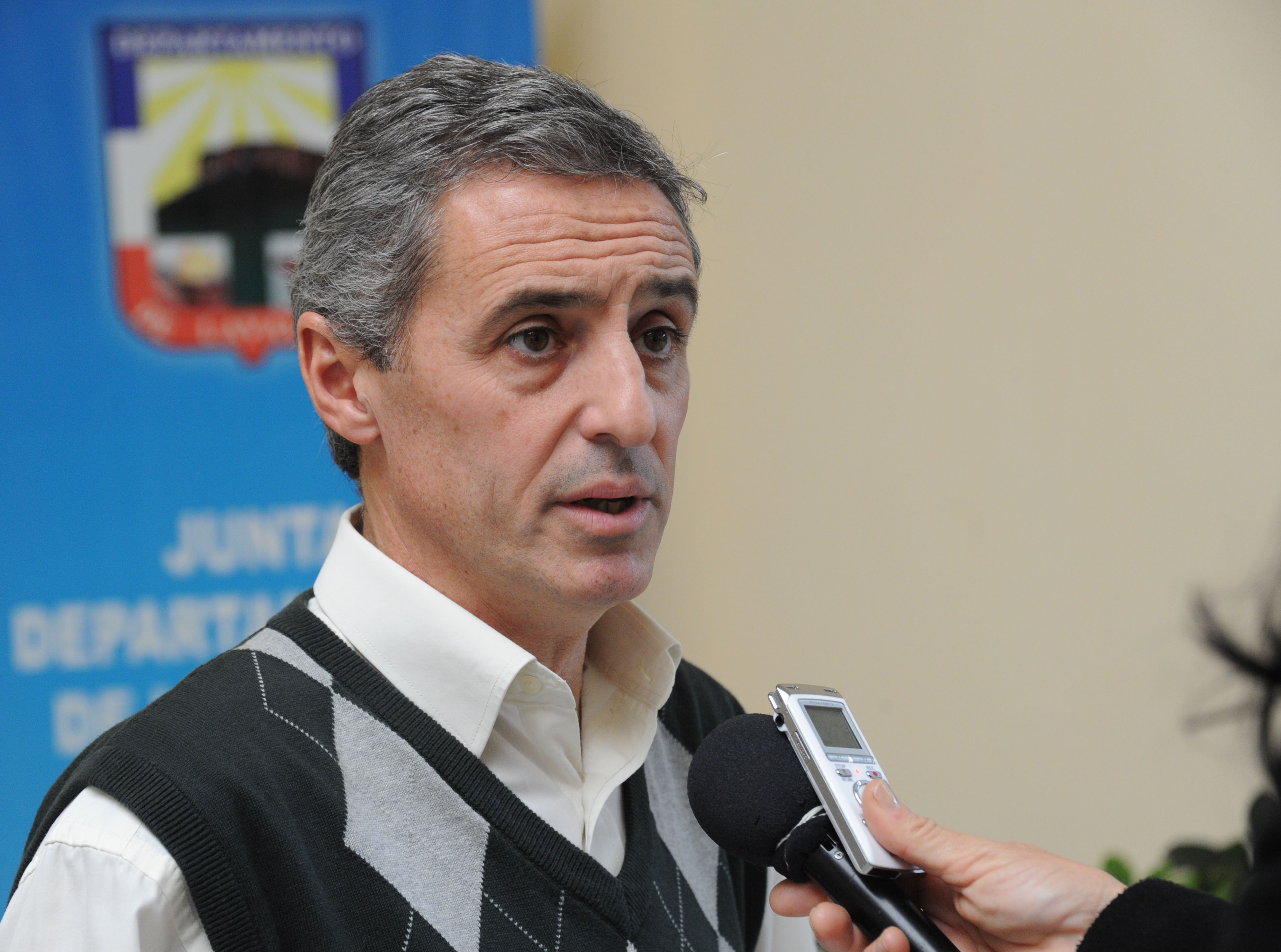 Director de OPP, Álvaro García en el Centro de visitantes de Cerro Chato