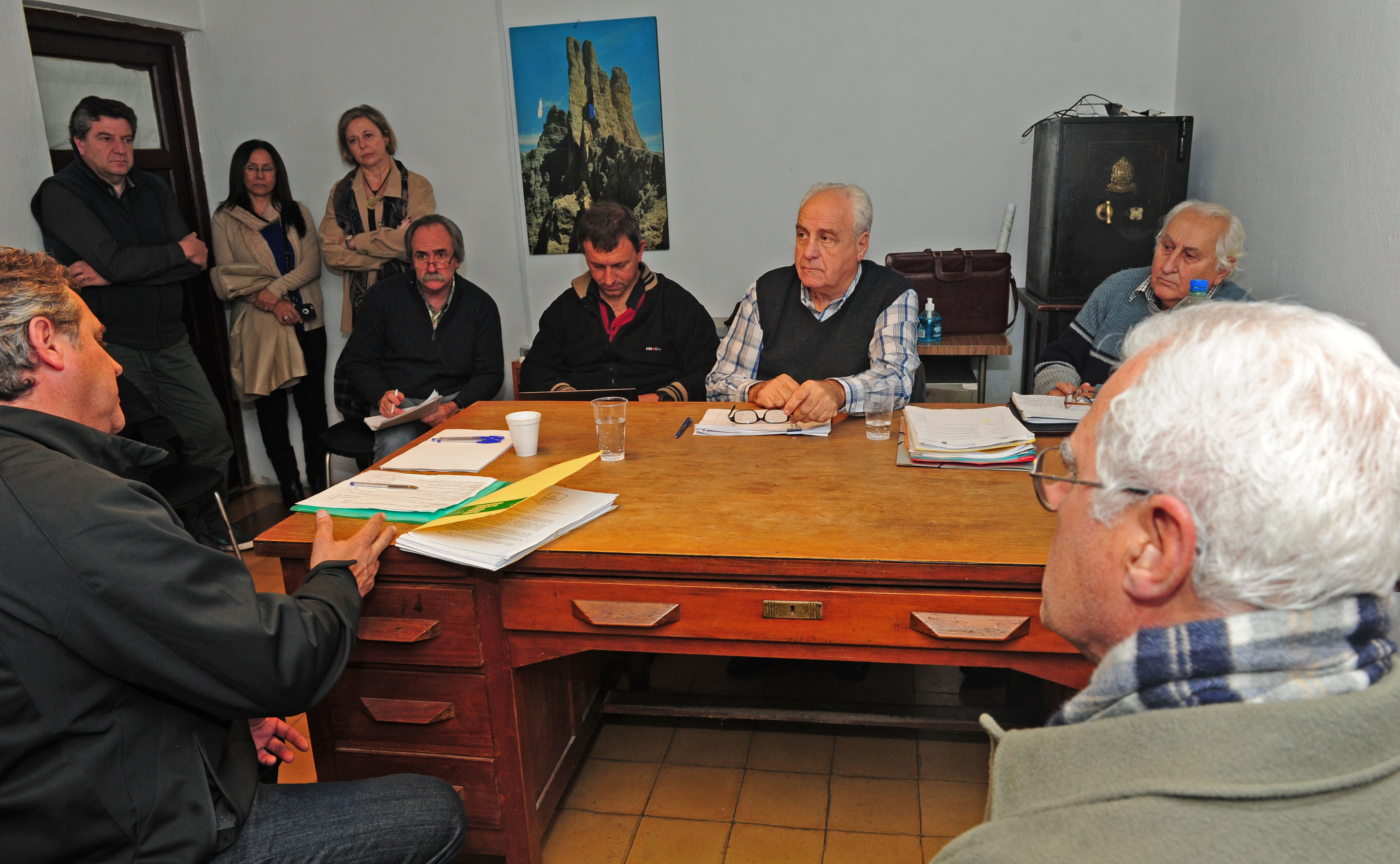Ministro de Transporte, Víctor Rossi recibió a las fuerzas vivas de la ciudad de Minas