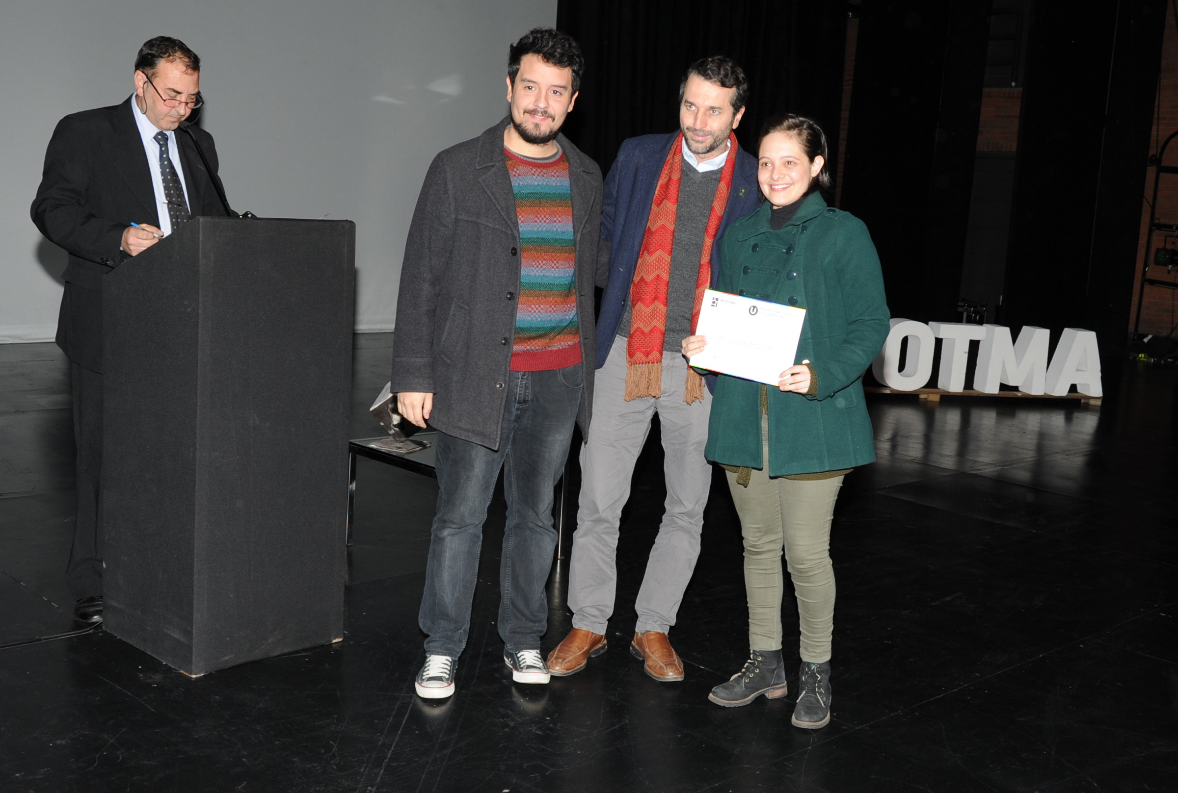 Director Nacional de DINAGUA, Daniel Greif entrega el premio