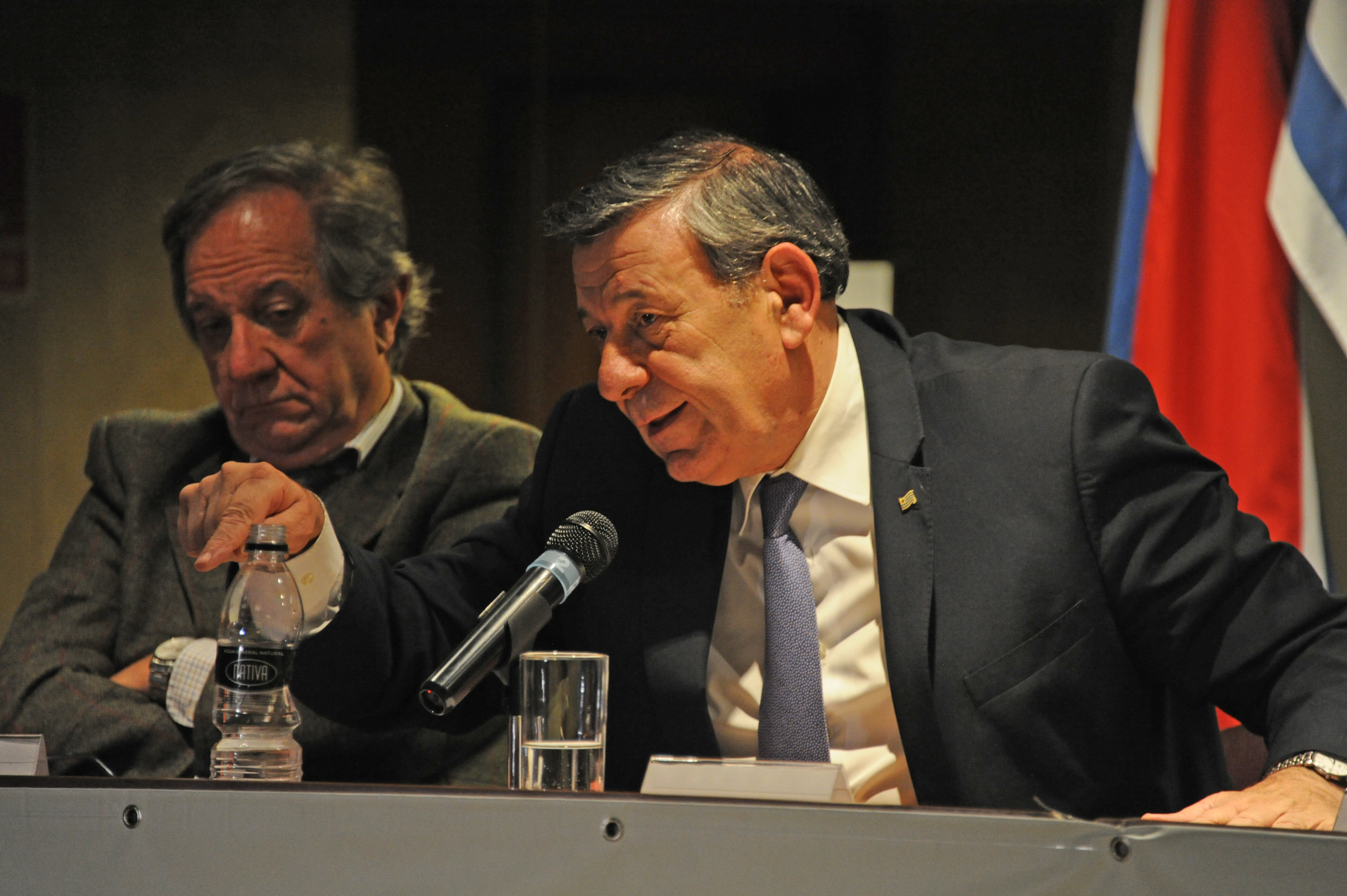 Rodolfo Nin Novoa, haciéndo uso de la palabra