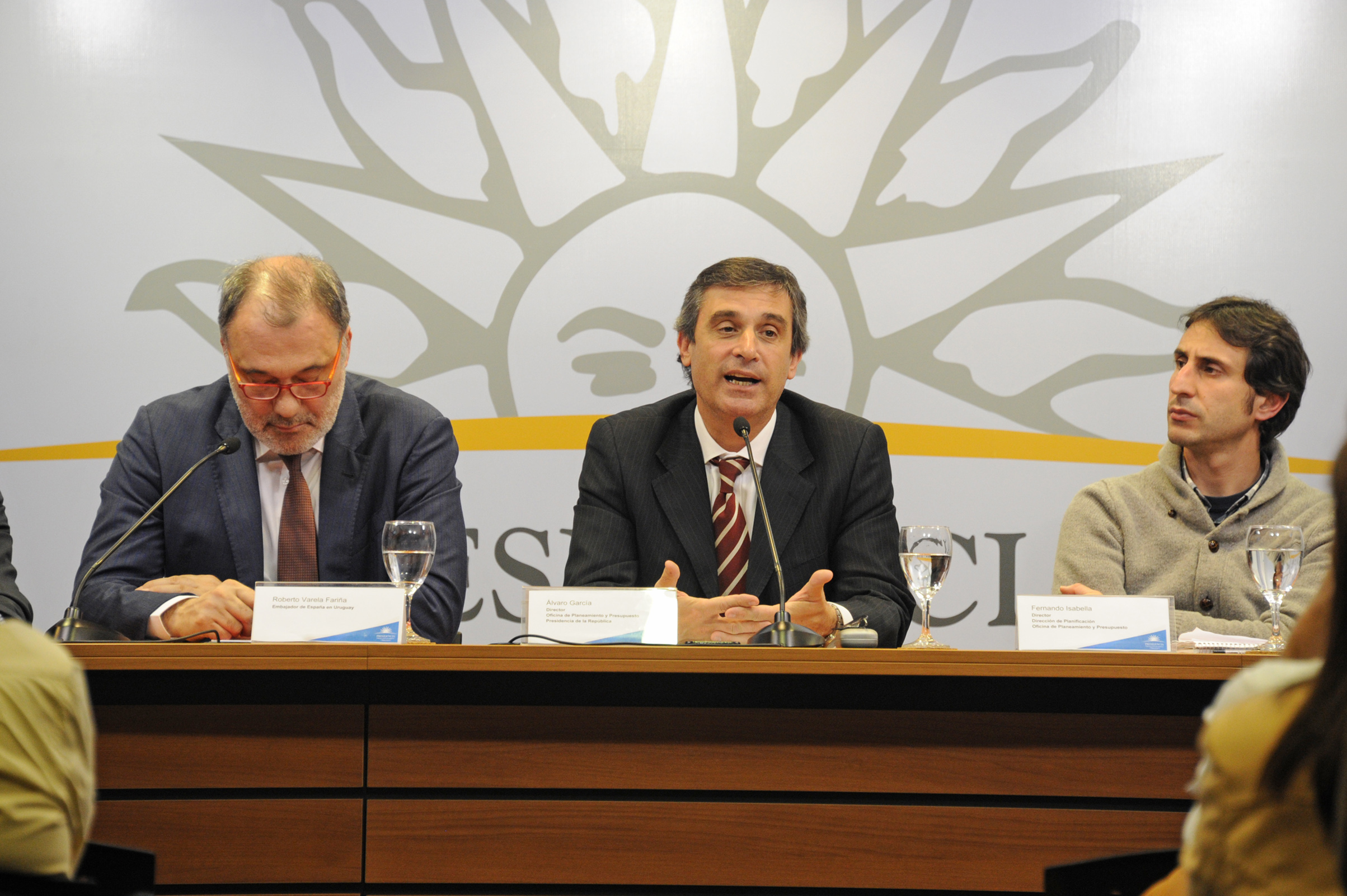 Director de la OPP, Álvaro García, haciendo uso de la palabra