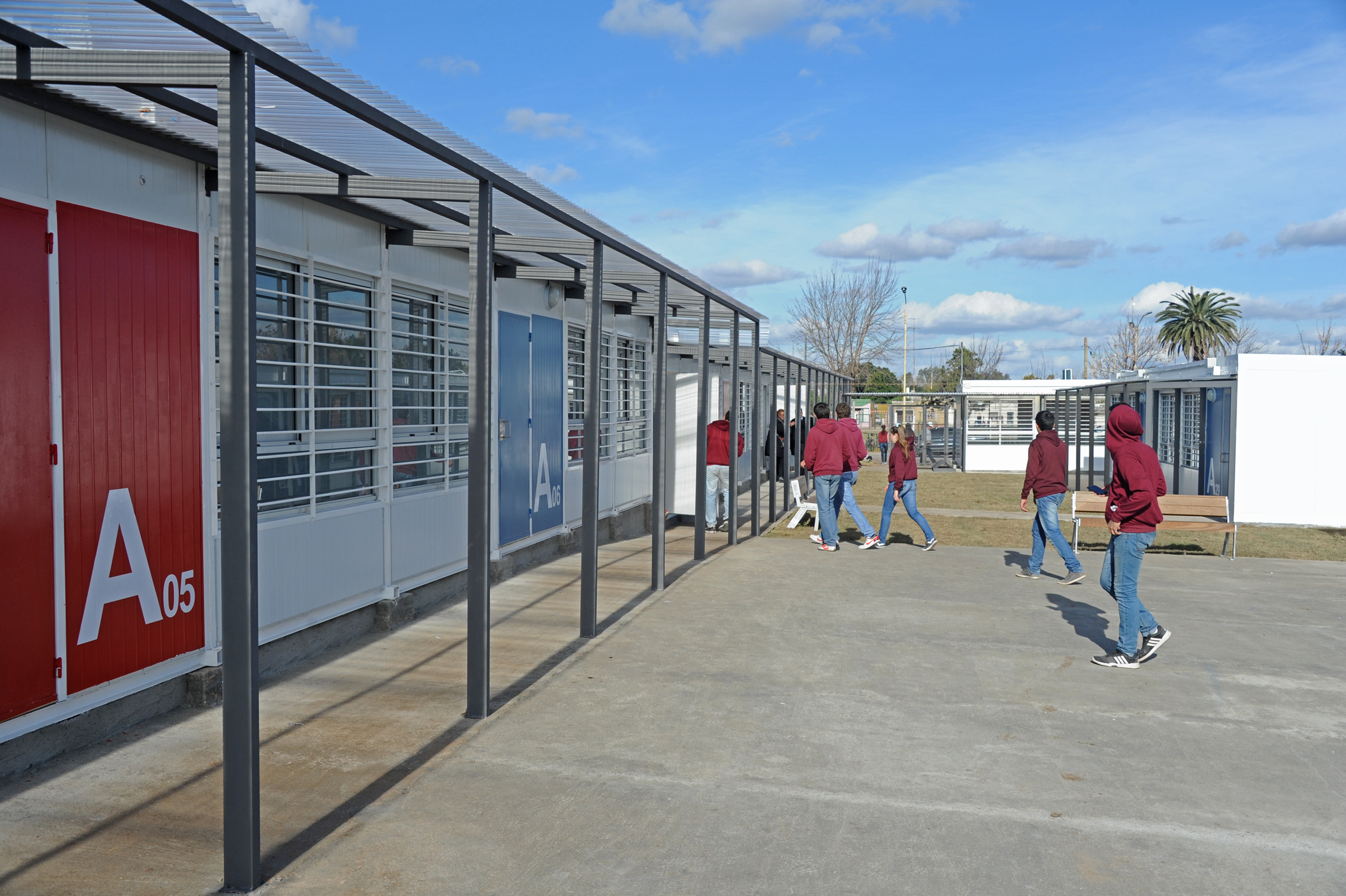 Nuevas instalaciones provisorias de los liceos de Dolores
