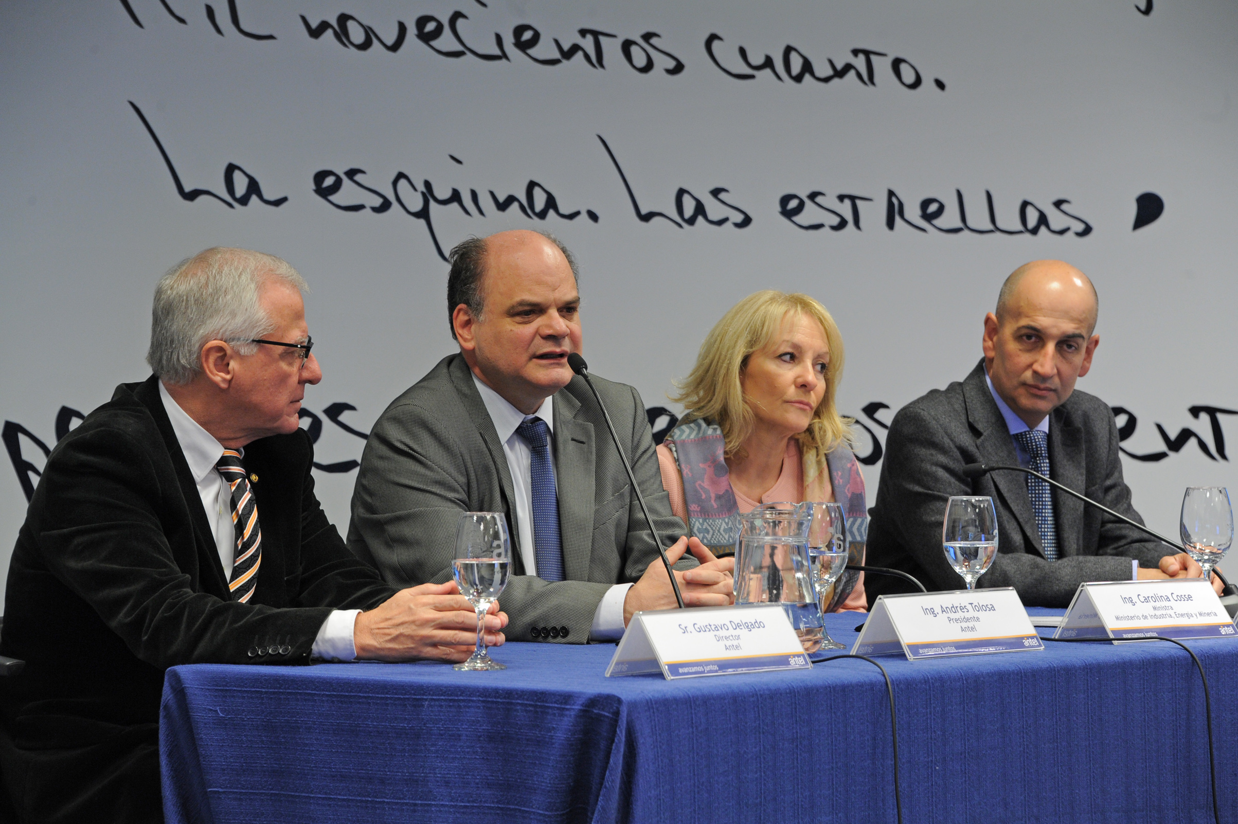 Presidente de Antel, Andrés Tolosa, haciendo uso de la palabra