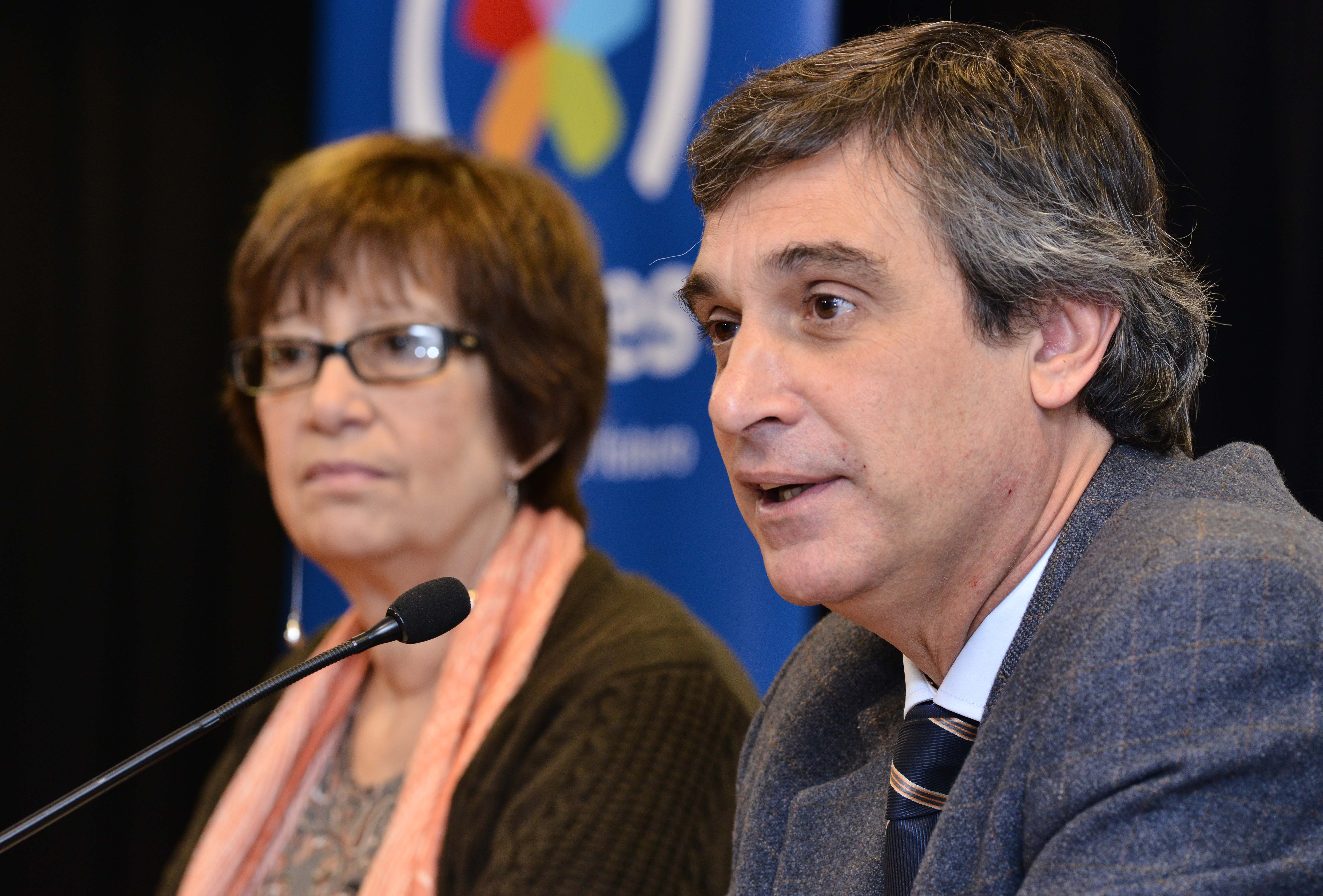 Director de la Oficina de Planeamiento y Presupuesto (OPP), Álvaro García, dirigiéndose a los presentes