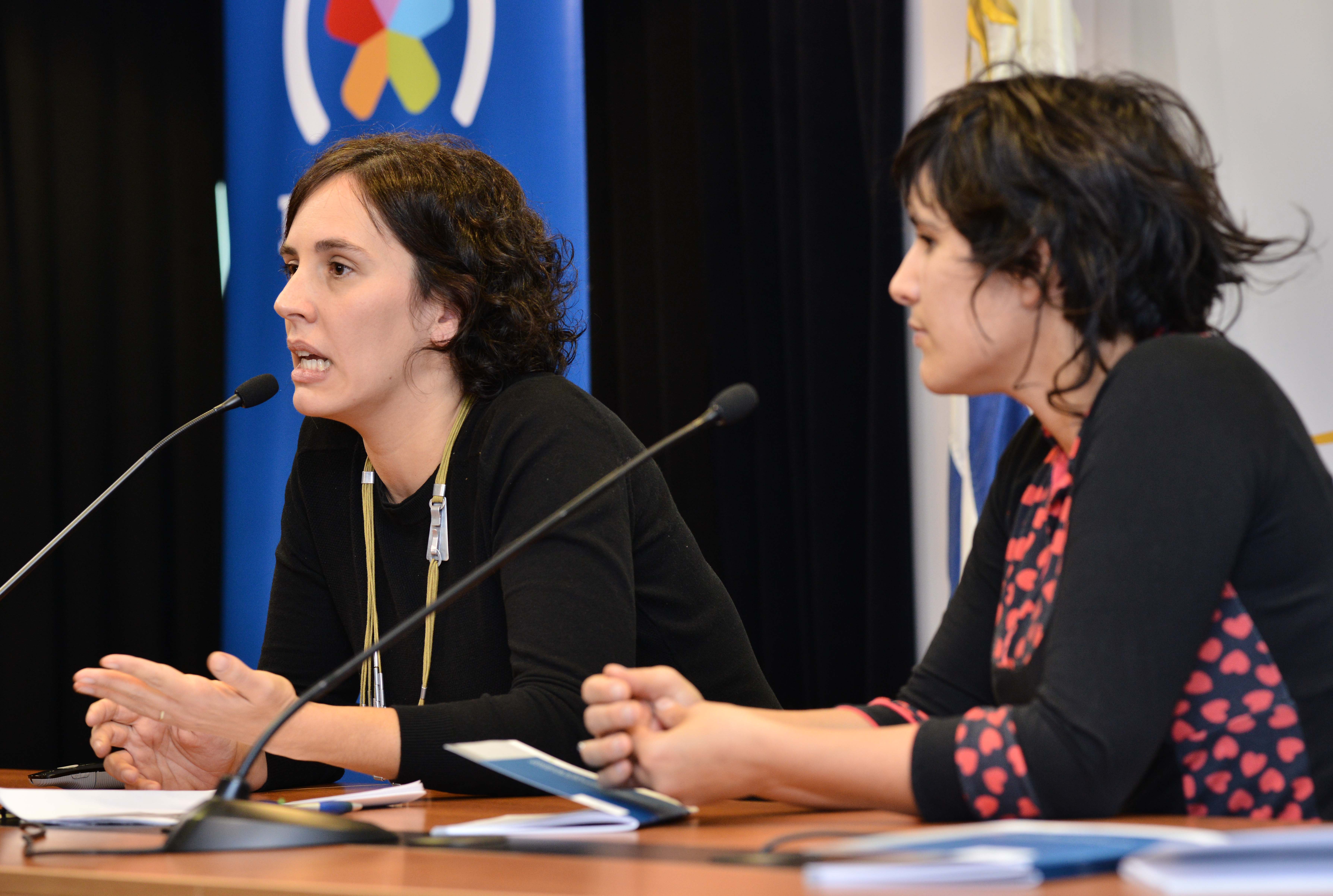 Representantes de CEPAL, durante la presentación