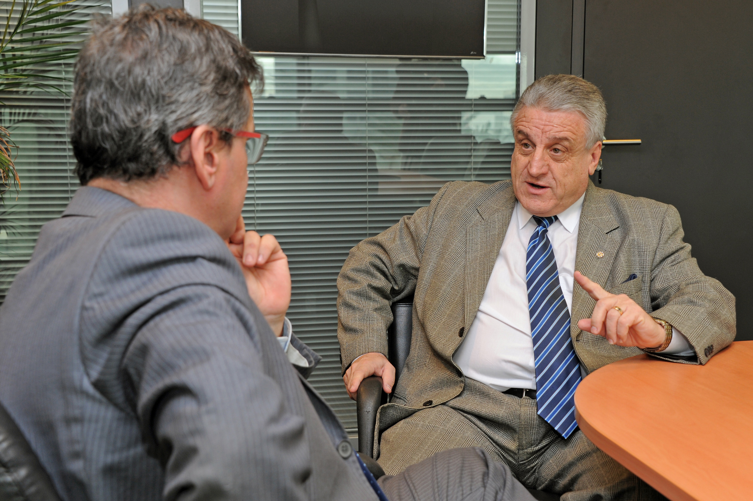 Director de la Oficina Nacional del Servicio Civil (ONSC), Alberto Scavarelli, y el Fiscal de Corte y Procurador General de la Nación, Jorge Díaz