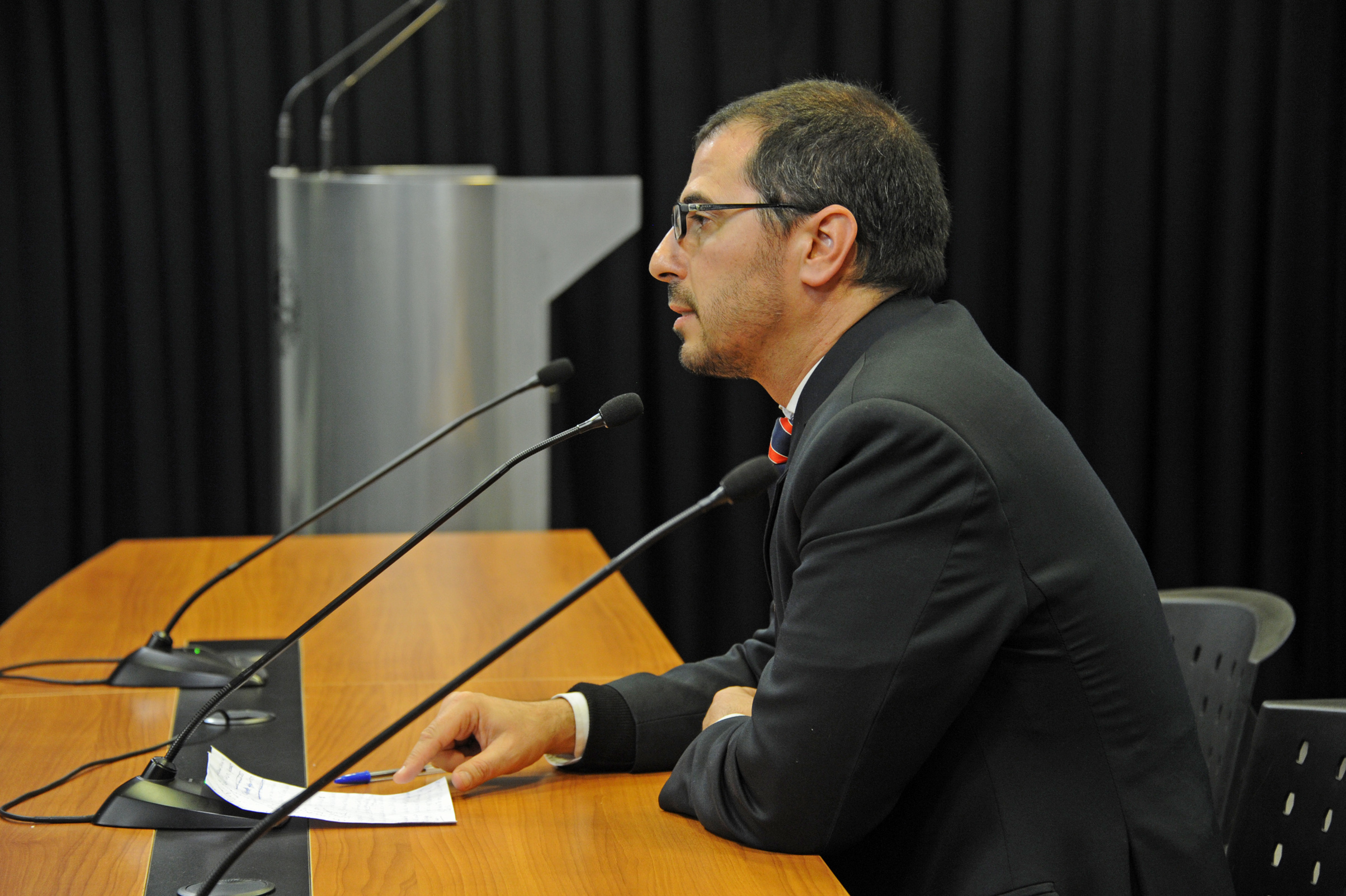 Prosecretario de Presidencia, Juan Andrés Roballo, haciendo uso de la palabra