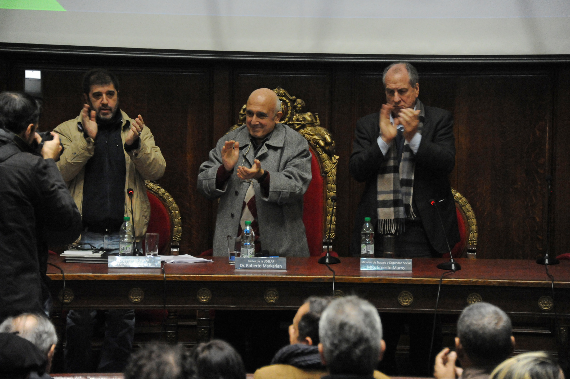Presidente del PIT-CNT Fernando Pereira, Rector de la Universidad, Roberto Markarián y Ministro de Trabajo y Seguridad Social, Ernesto Murro