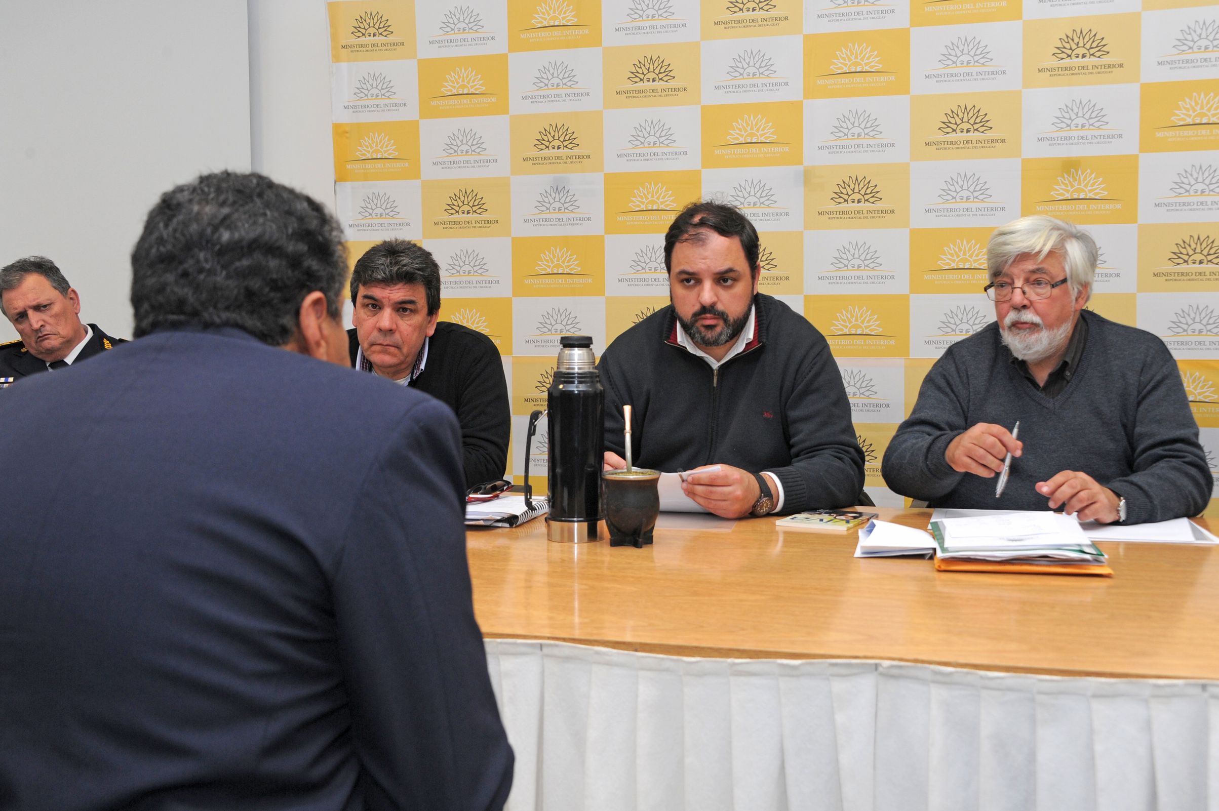Ministro del Interior, junto a autoridades de dicho ministerio, recibió audiencias en Tacuarembó