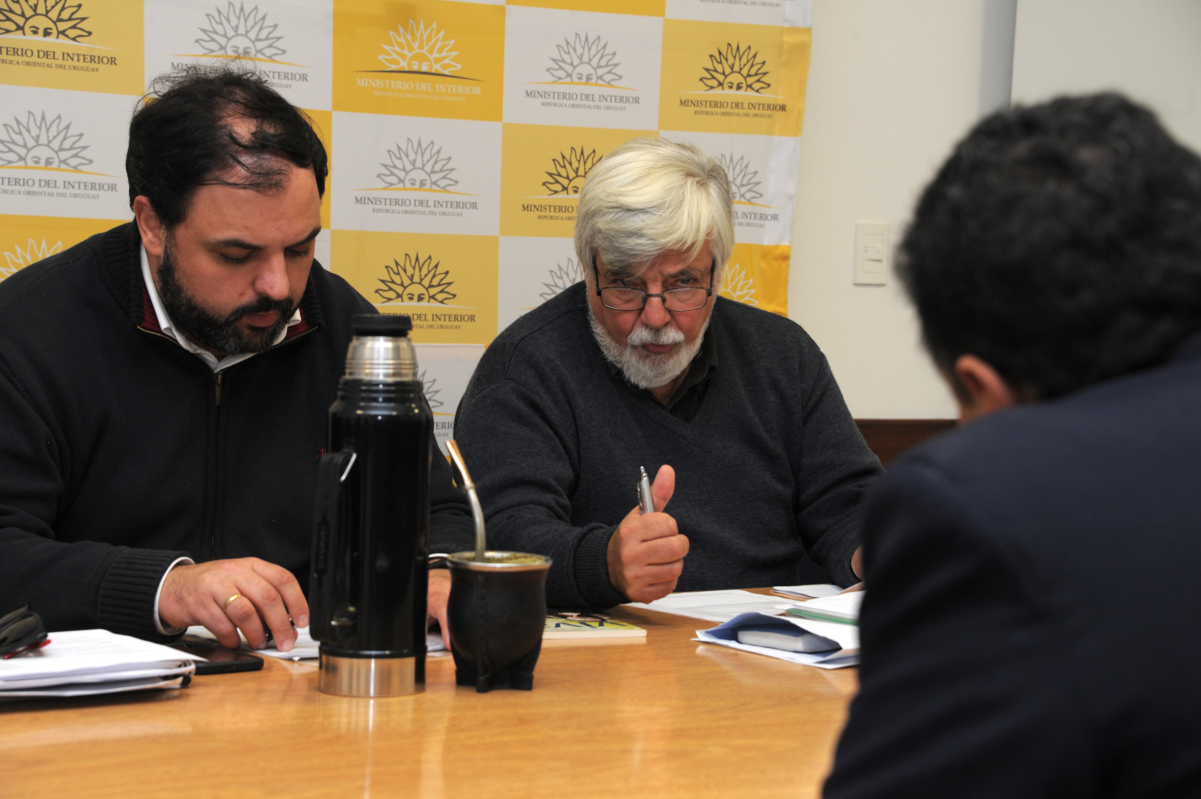 Ministro del Interior, junto a autoridades de dicho ministerio, recibió audiencias en Tacuarembó