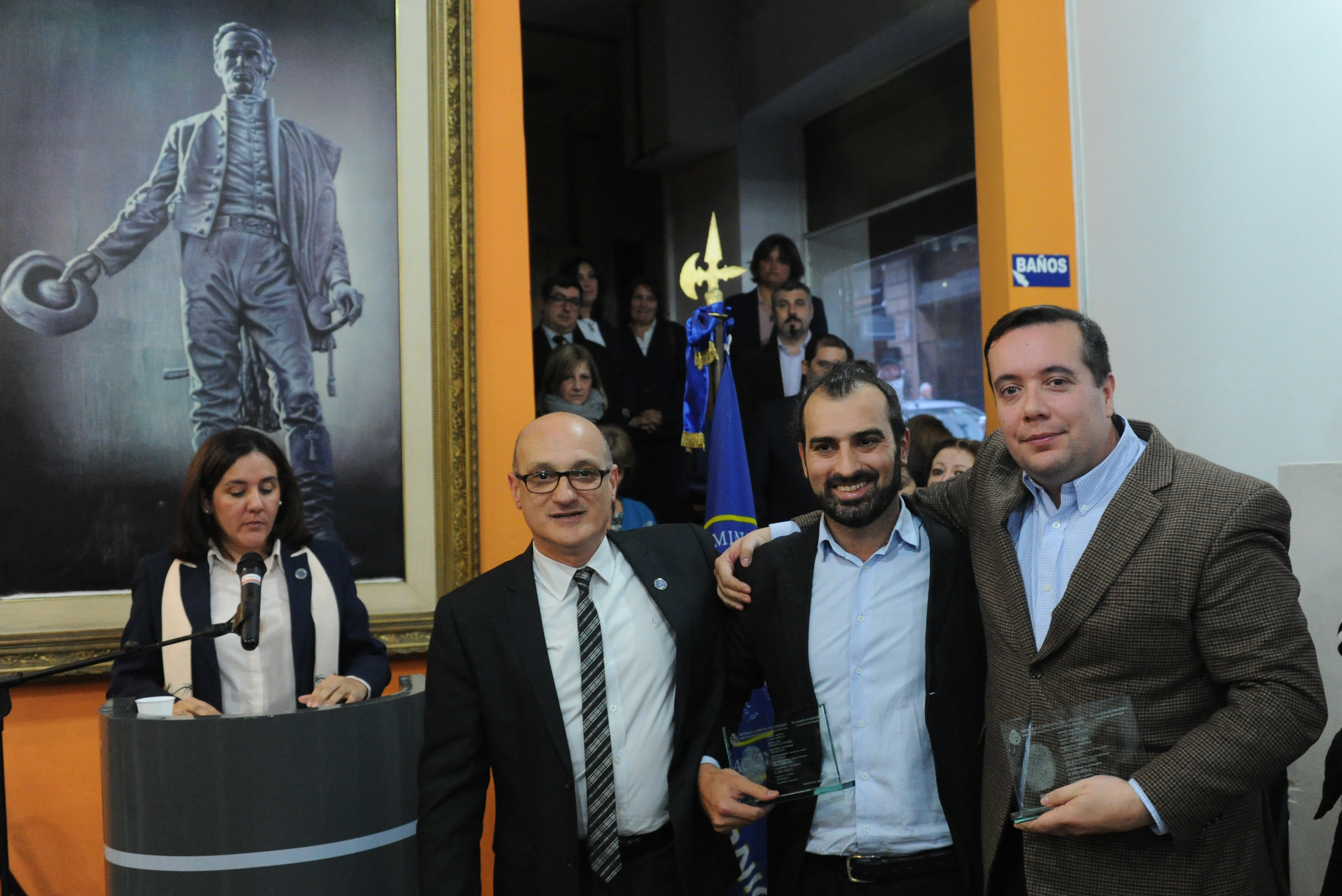 Reconocimiento a personal destacado de la Dirección Nacional de Identificación Civil