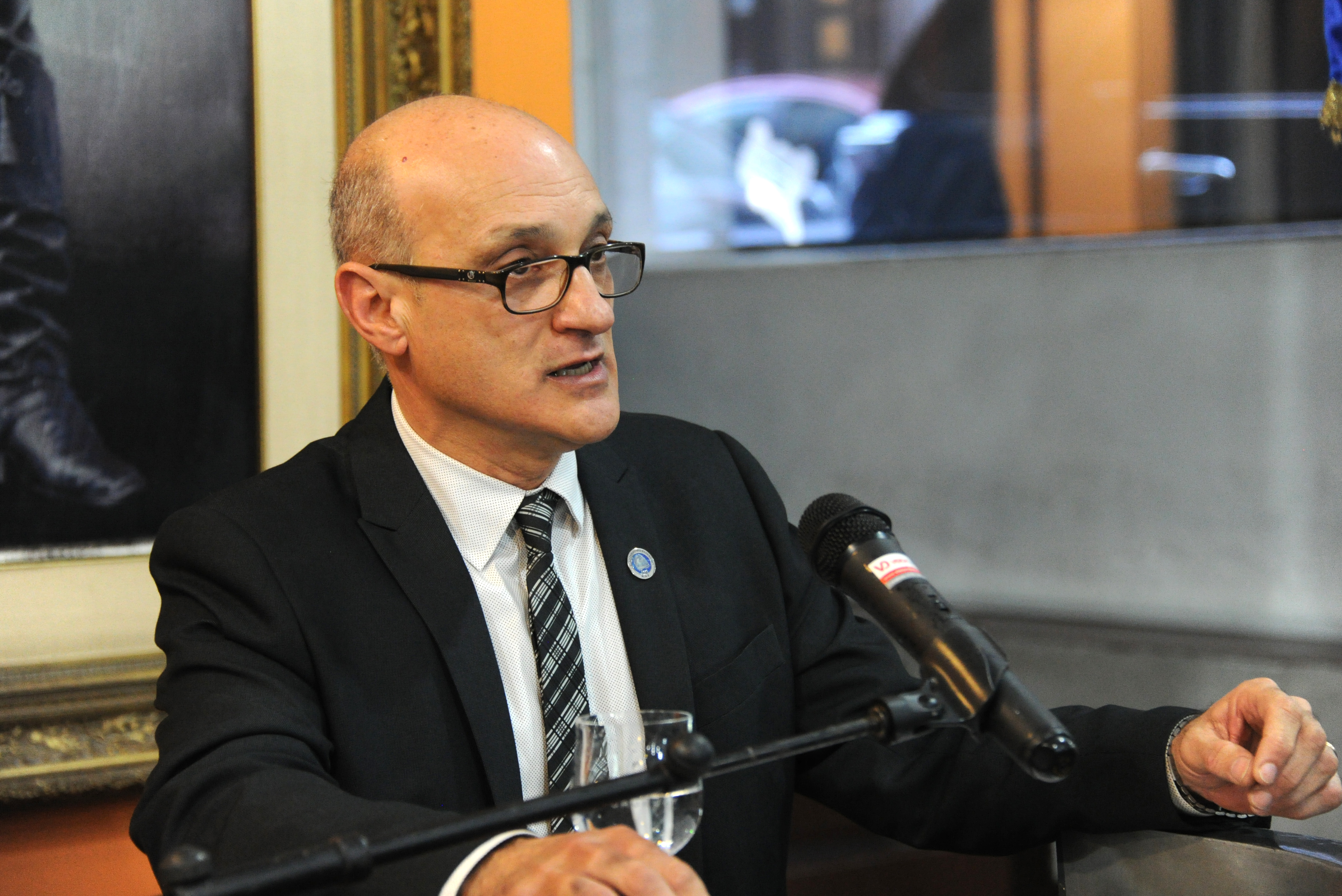 Director de la Dirección Nacional de Identificación Civil, Ruben Amato, haciendo uso de la palabra