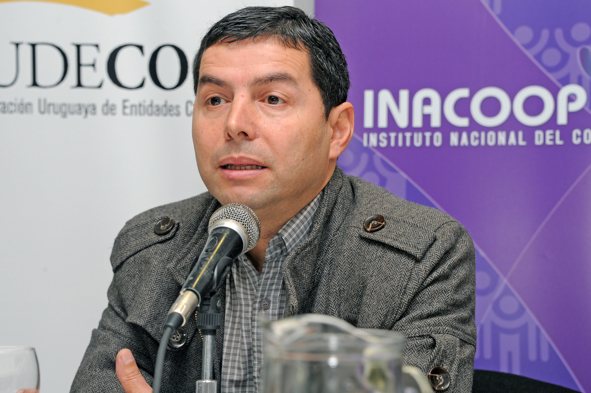 Firma de convenio entre Inefop e Inacoop